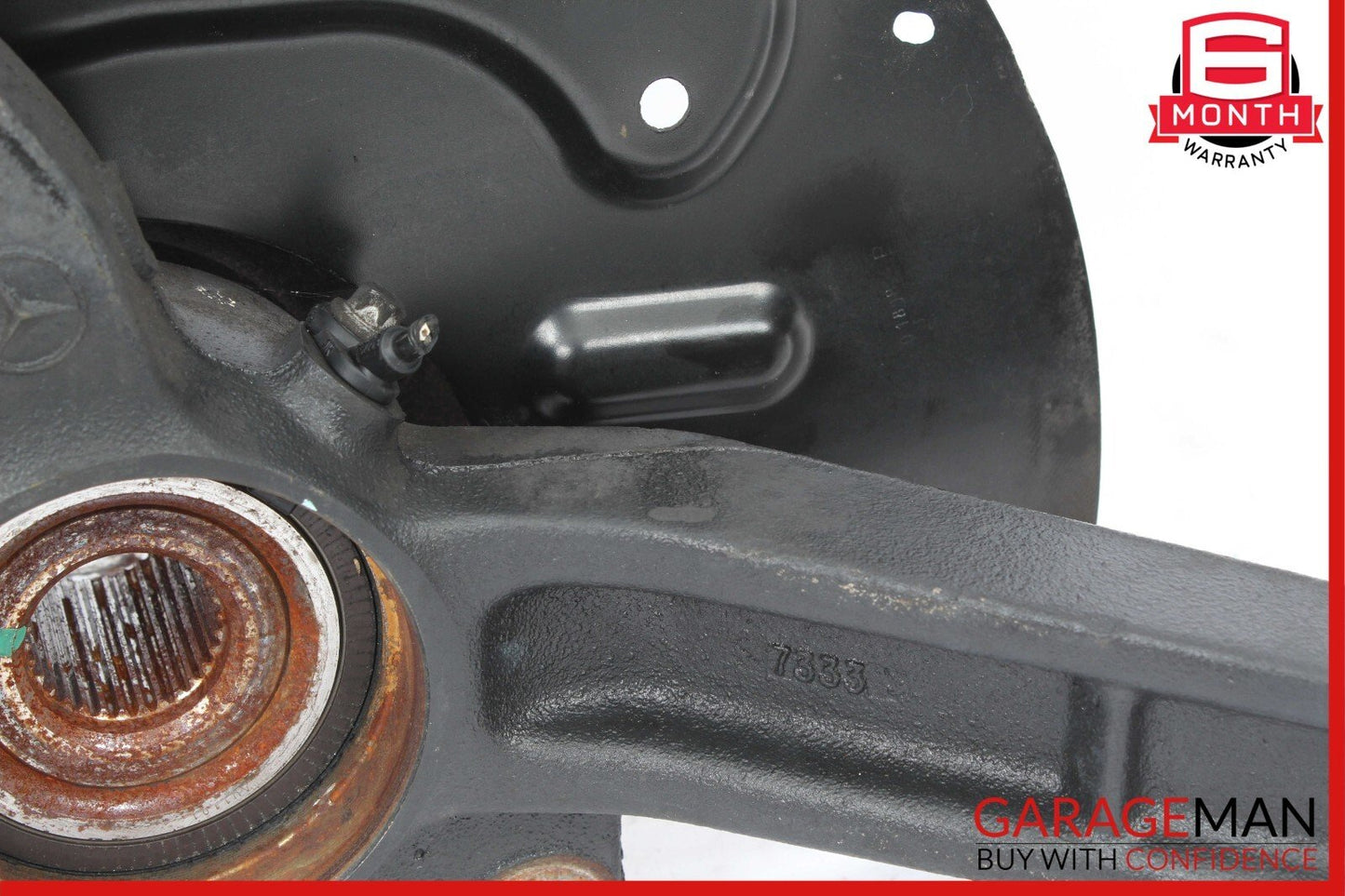 06-13 Mercedes W251 R350 R500 Front Right Side Wheel Spindle Knuckle Hub Bearing