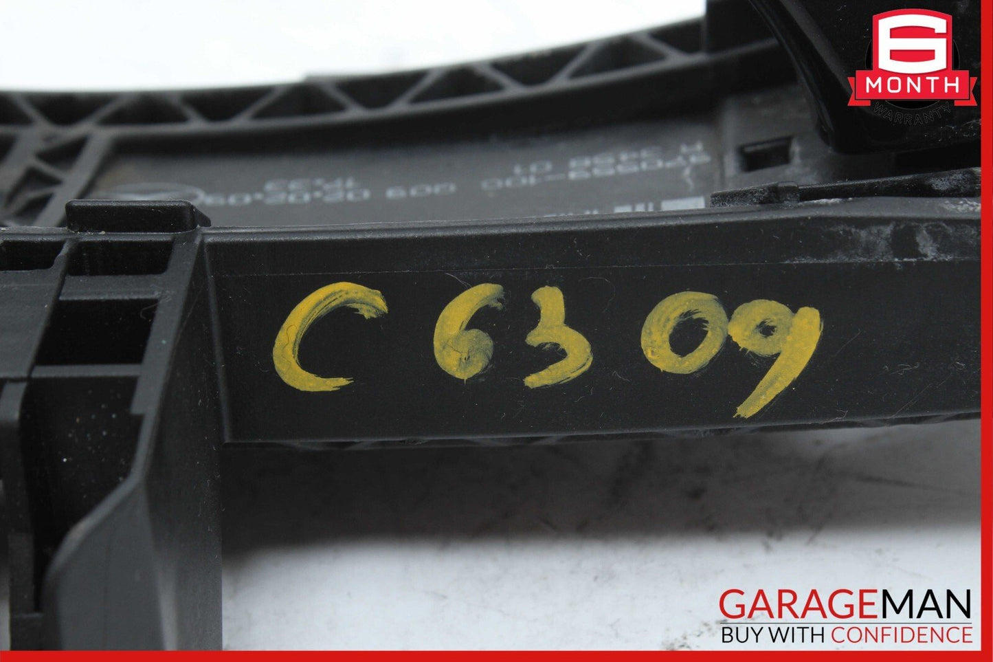 08-14 Mercedes W204 C63 AMG C250 C350 Right Side Exterior Door Handle OEM
