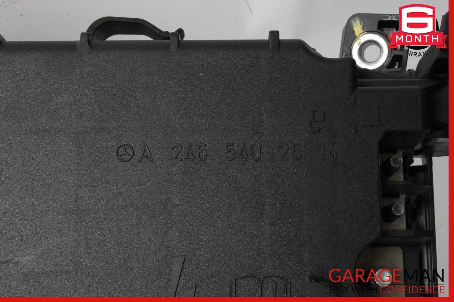 14-20 Mercedes W117 CLA250 GLA250 Front Interior Relay Fuse Box 2465402614 OEM