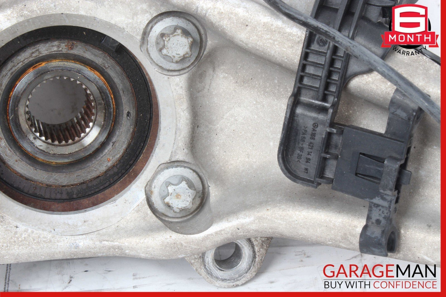 12-19 Mercedes W166 ML63 AMG GL450 Front Right Side Spindle Knuckle Hub OEM