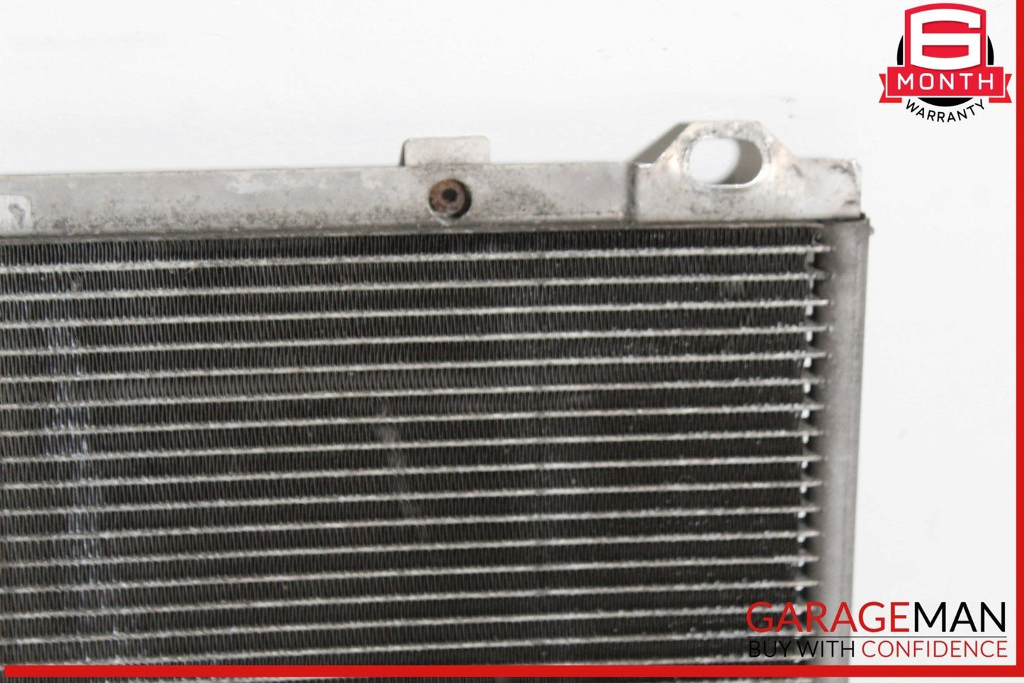 98-02 Mercedes W210 E320 Engine Cooling Radiator Assembly 2105001203 OEM