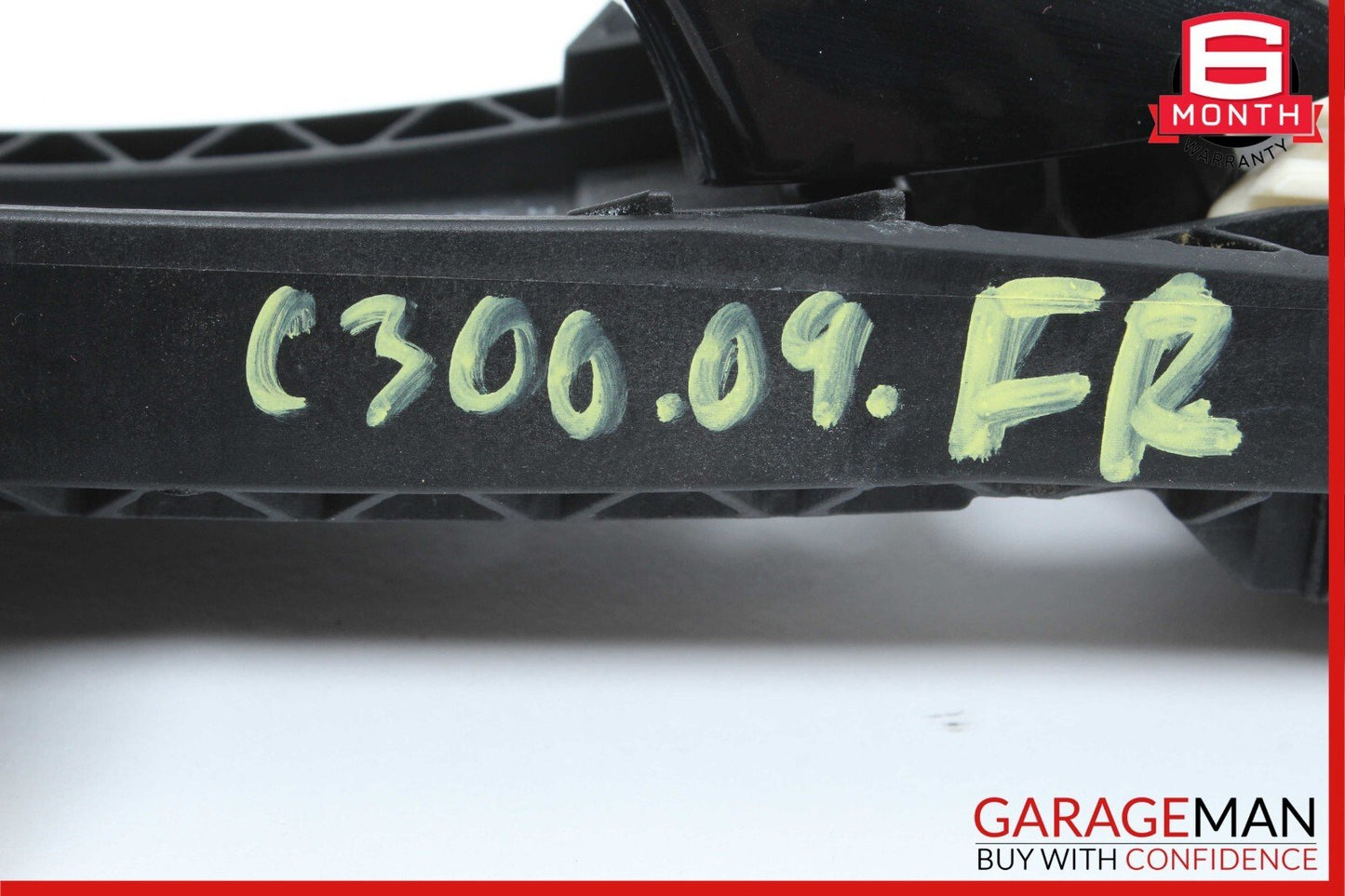 08-11 Mercedes W204 C300 C63 Front Right Side Exterior Door Handle OEM