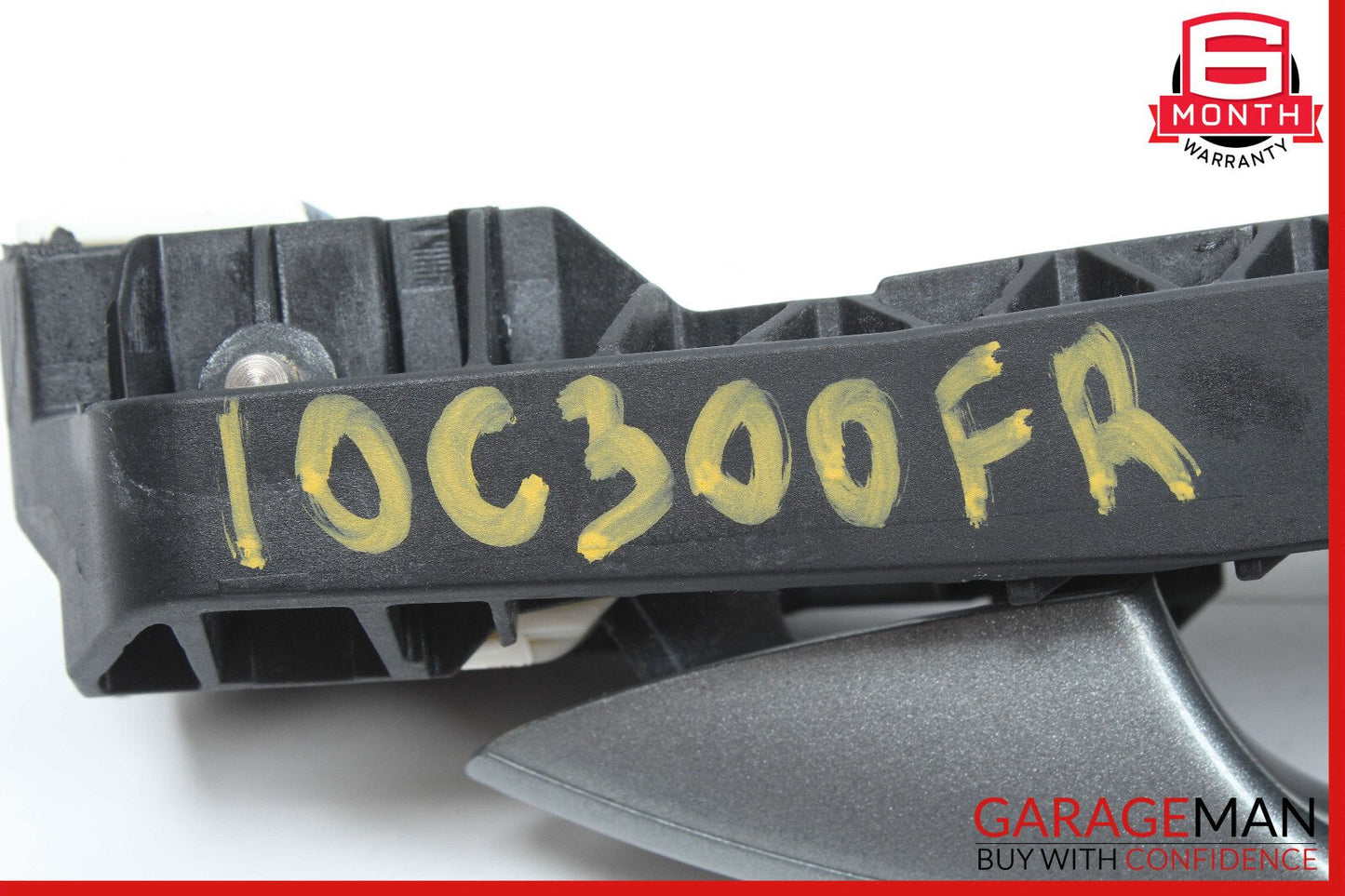 08-11 Mercedes W204 C300 Front Right Passenger Side Exterior Door Handle OEM