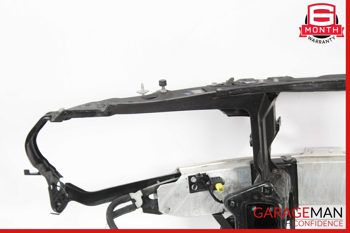 07-10 Mercedes W216 CL550 Front Reinforcement Bar Upper Radiator Support Clip