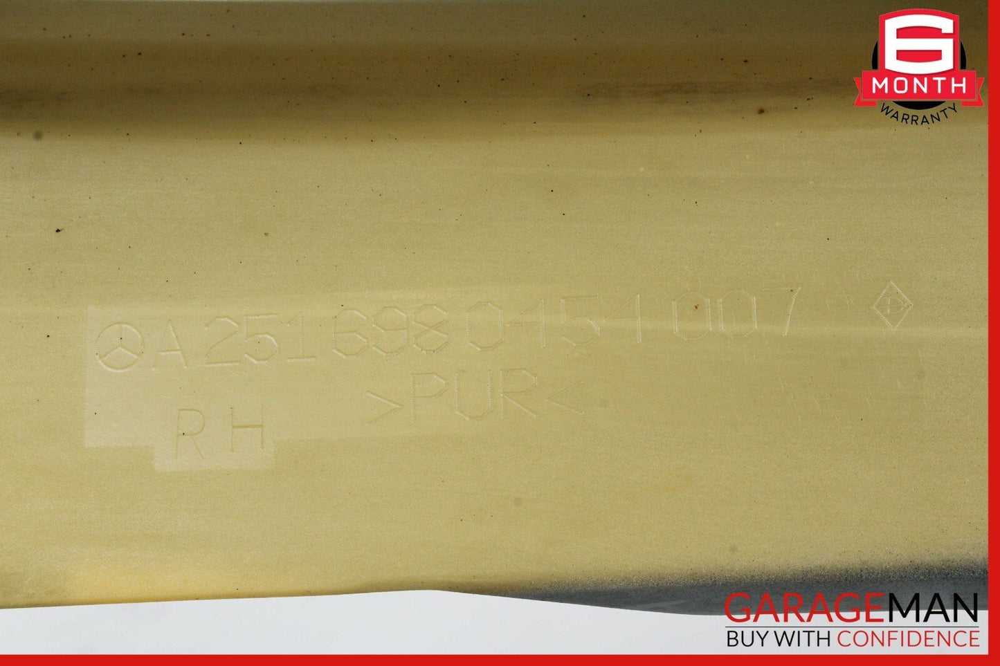 06-13 Mercedes W251 R350 R500 R320 Right Side Skirt Rocker Moulding Panel White
