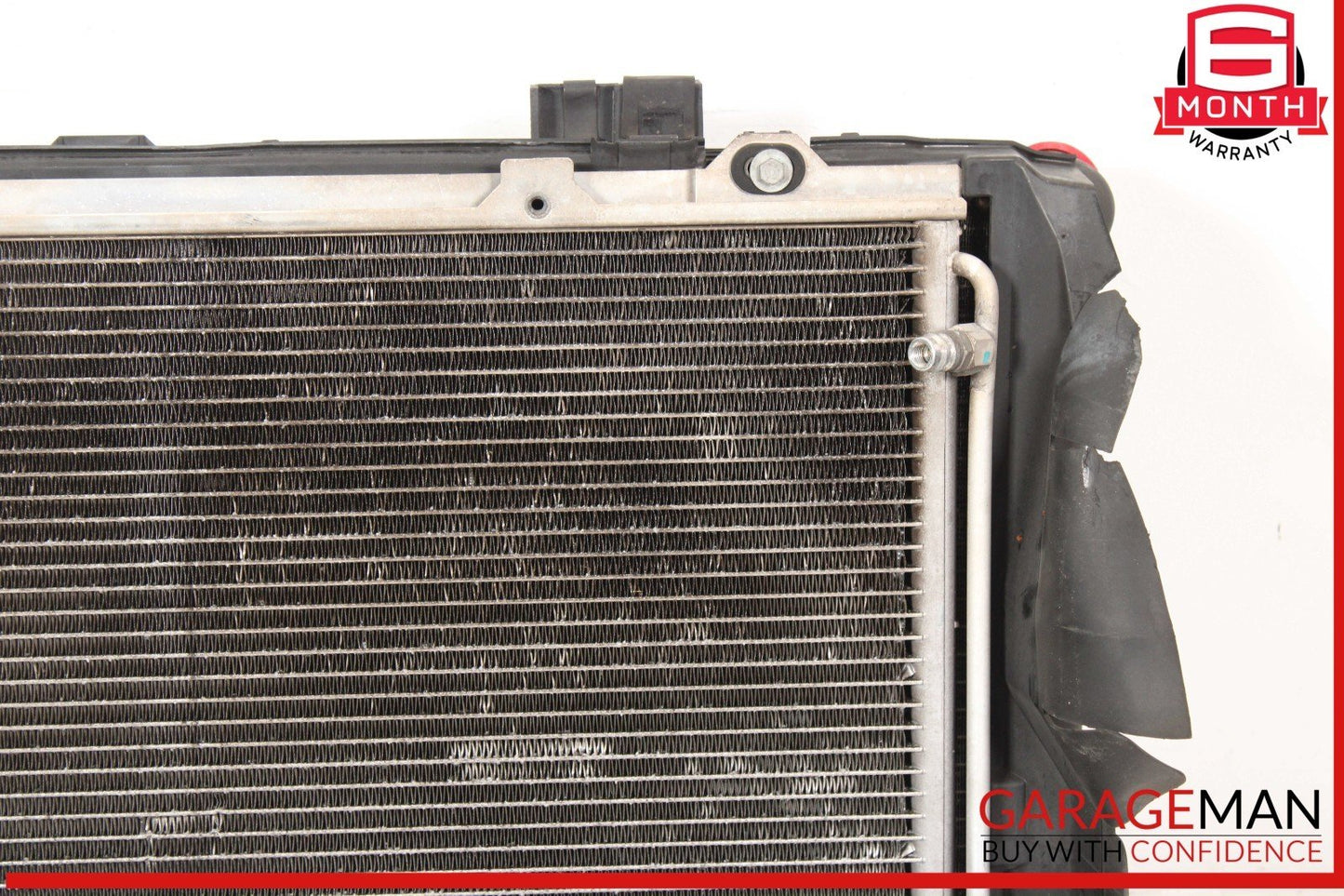 98-02 Mercedes W210 E320 Engine Motor Cooling Radiator Assembly OEM