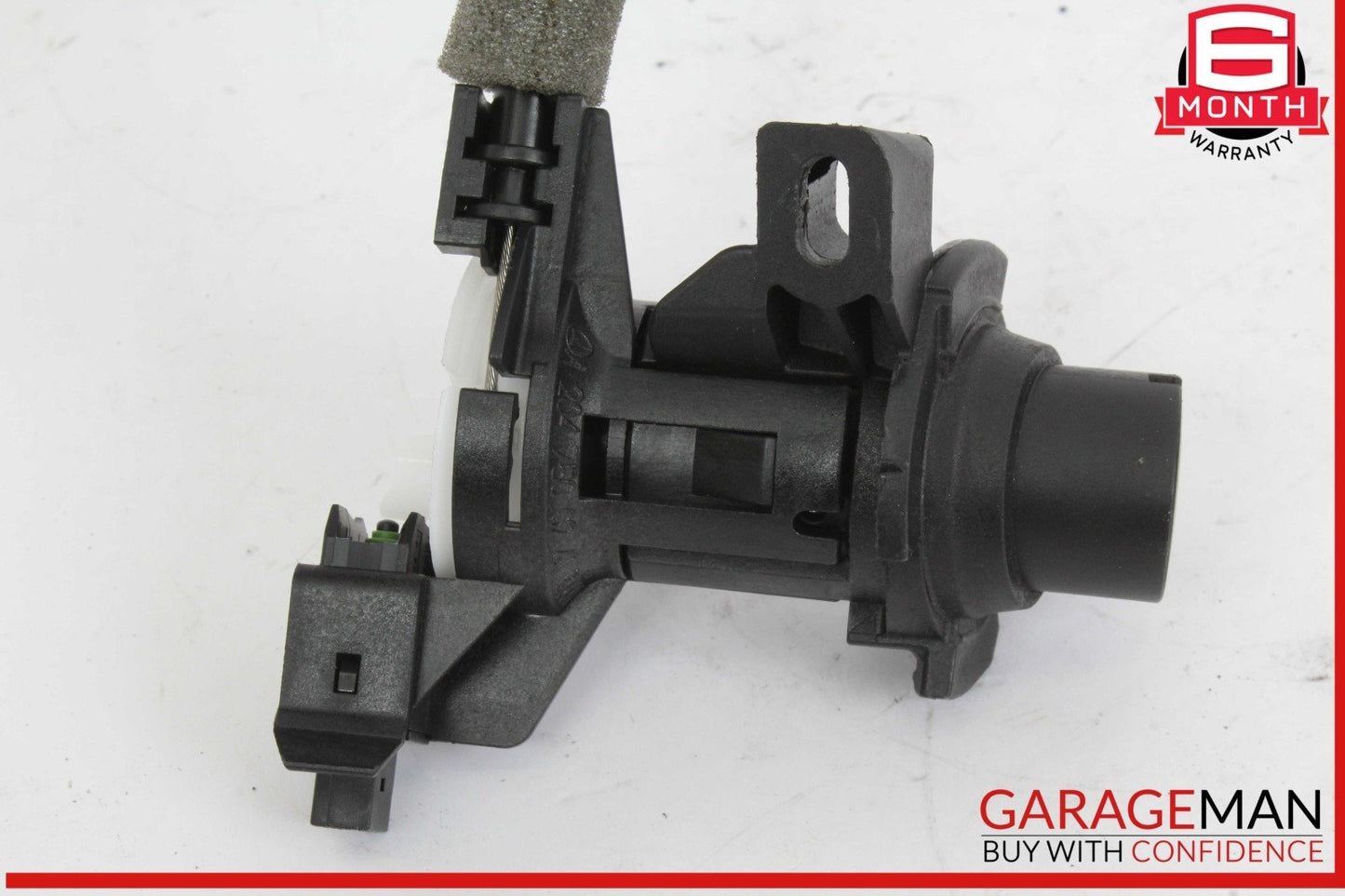 08-17 Mercedes W204 C250 CGI C300 Trunk Lid Latch Lock Actuator 2047500261 OEM