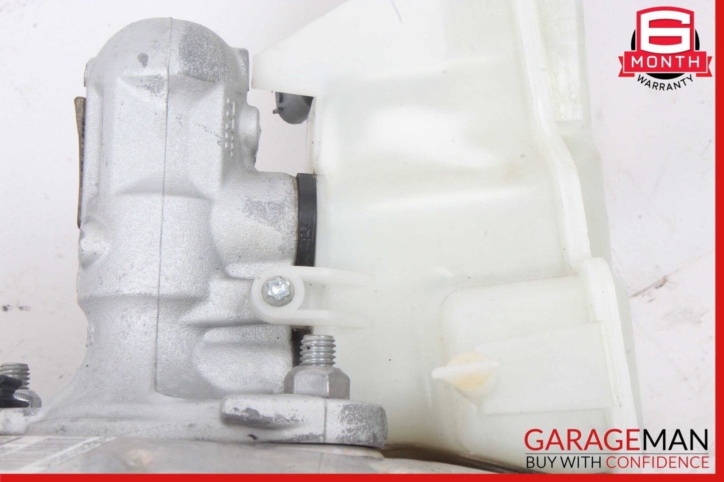 14-19 Mercedes W117 CLA250 CLA200 Power Brake Booster Master Cylinder Reservoir