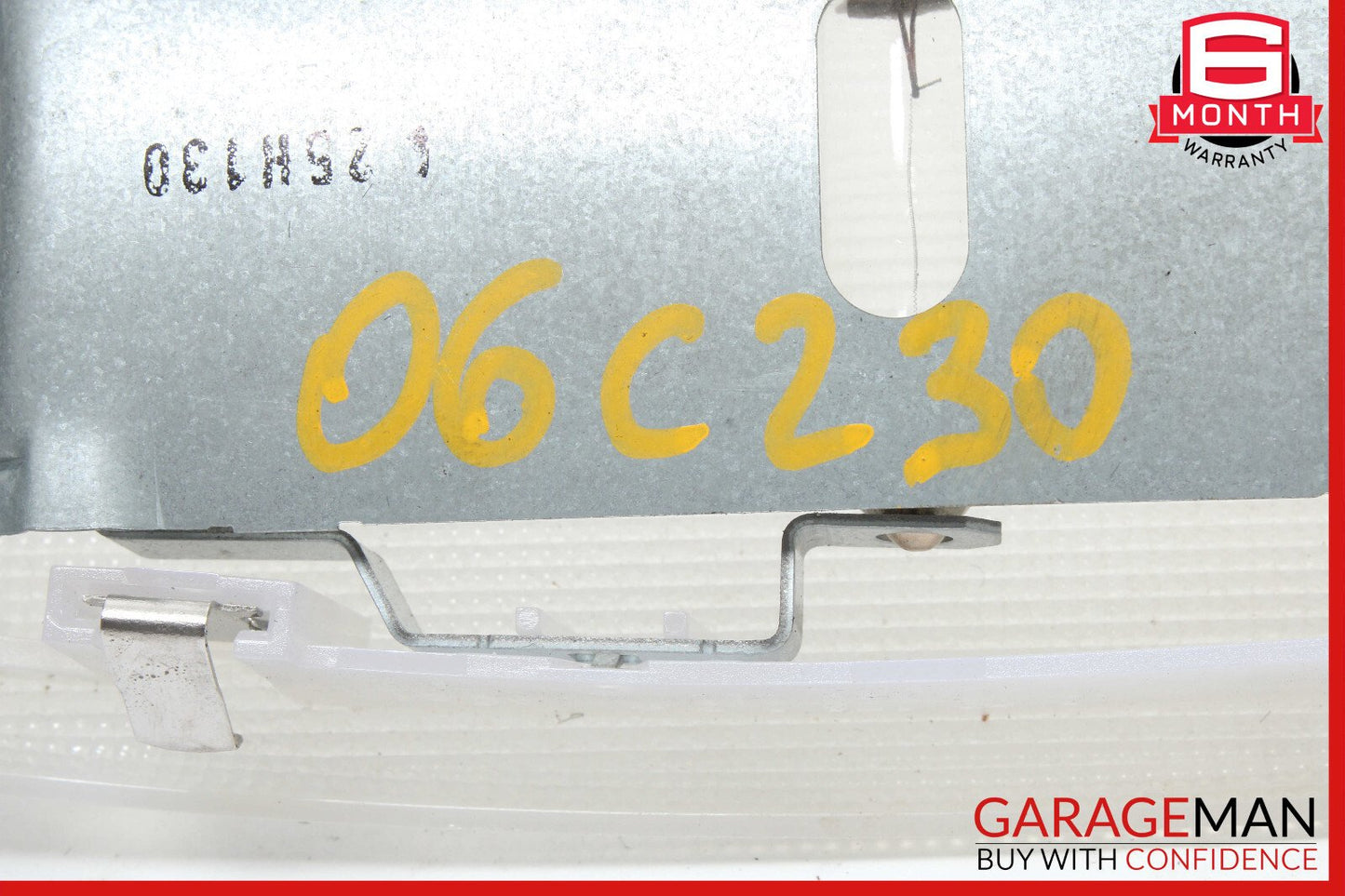 00-07 Mercedes W203 C230 C32 AMG Rear Overhead Dome Light Lamp OEM