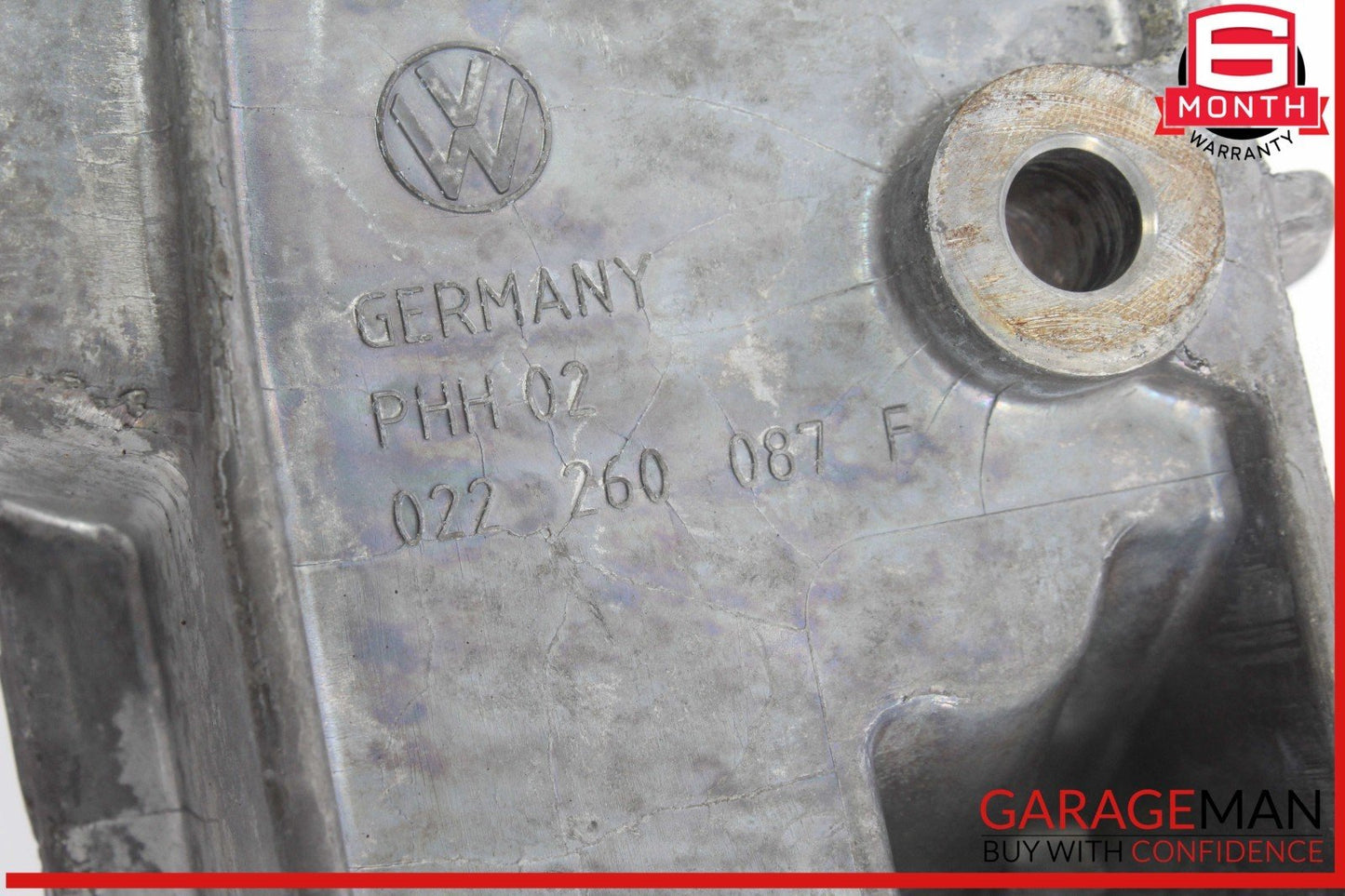 08-10 Porsche Cayenne 957 Alternator Mounting Bracket 022260087F OEM