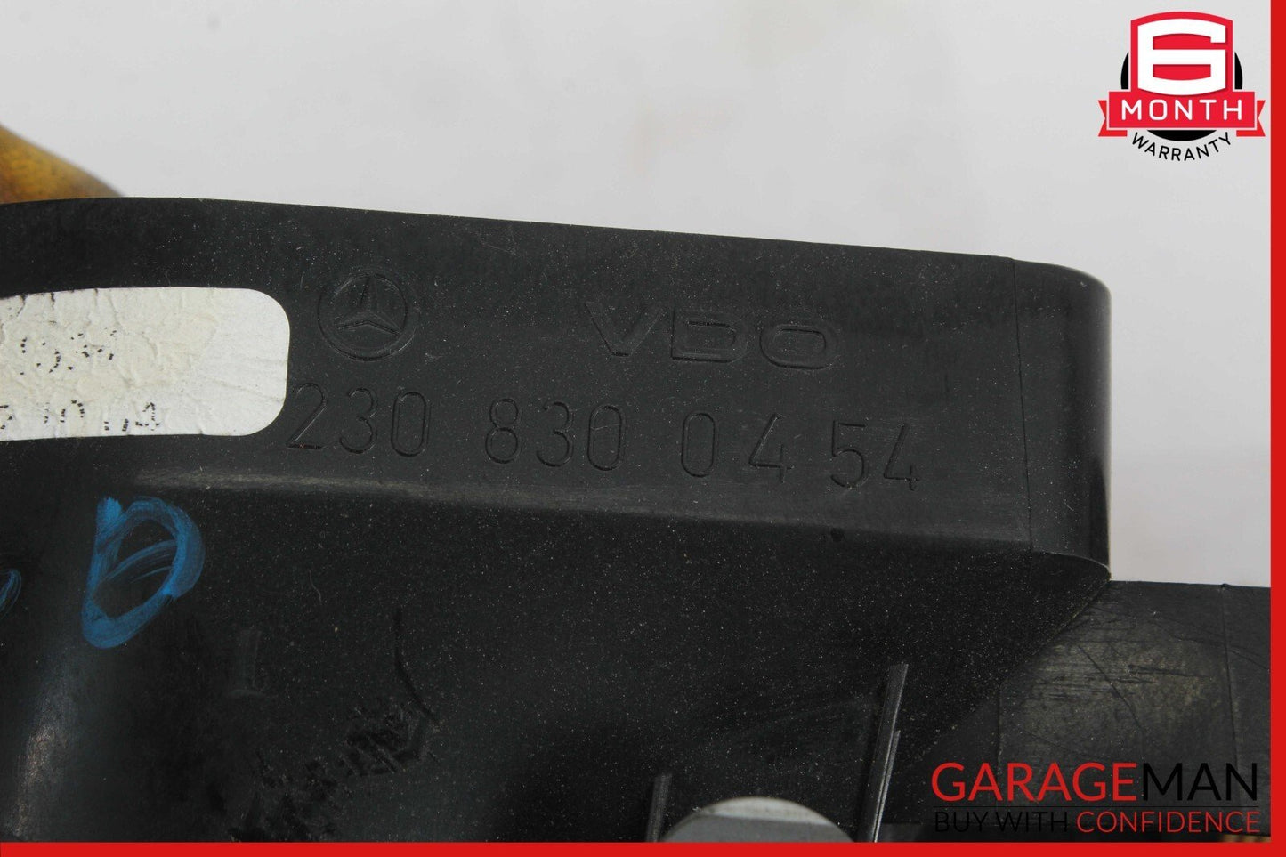 03-06 Mercedes R230 SL500 SL55 AMG Center Dashboard Hazard AC Air Vent OEM