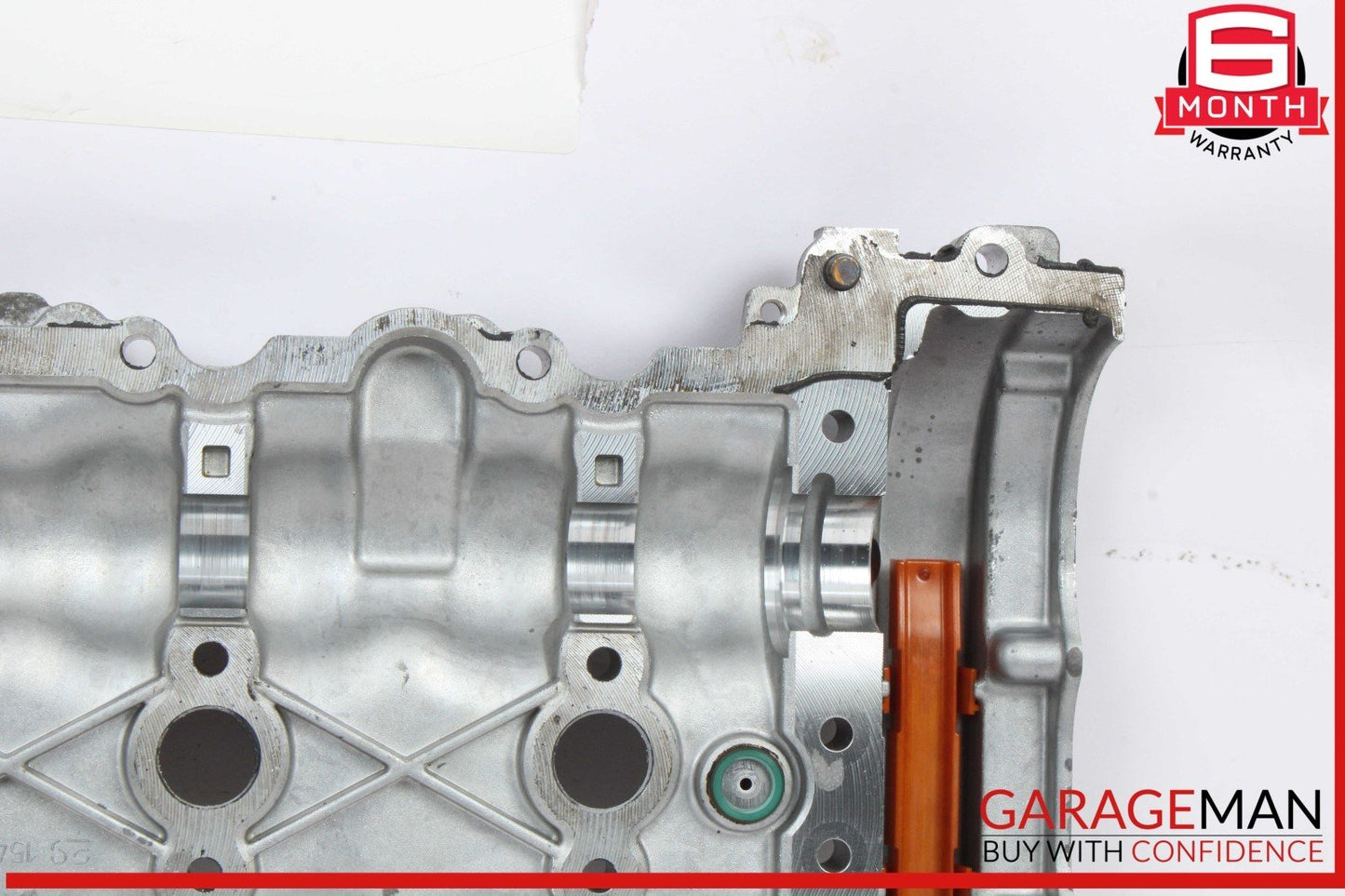 15-19 Mercedes Benz W205 C300 Engine Cylinder Head Valve Cover 2740100603 OEM