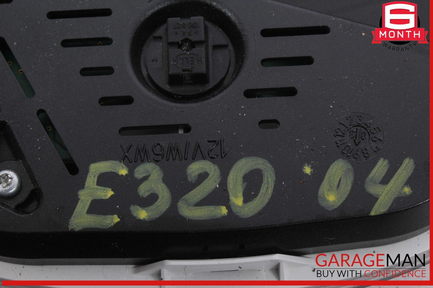 03-11 Mercedes W211 E320 CLS500 Rear Overhead Dome Light Gray 2118202001 OEM