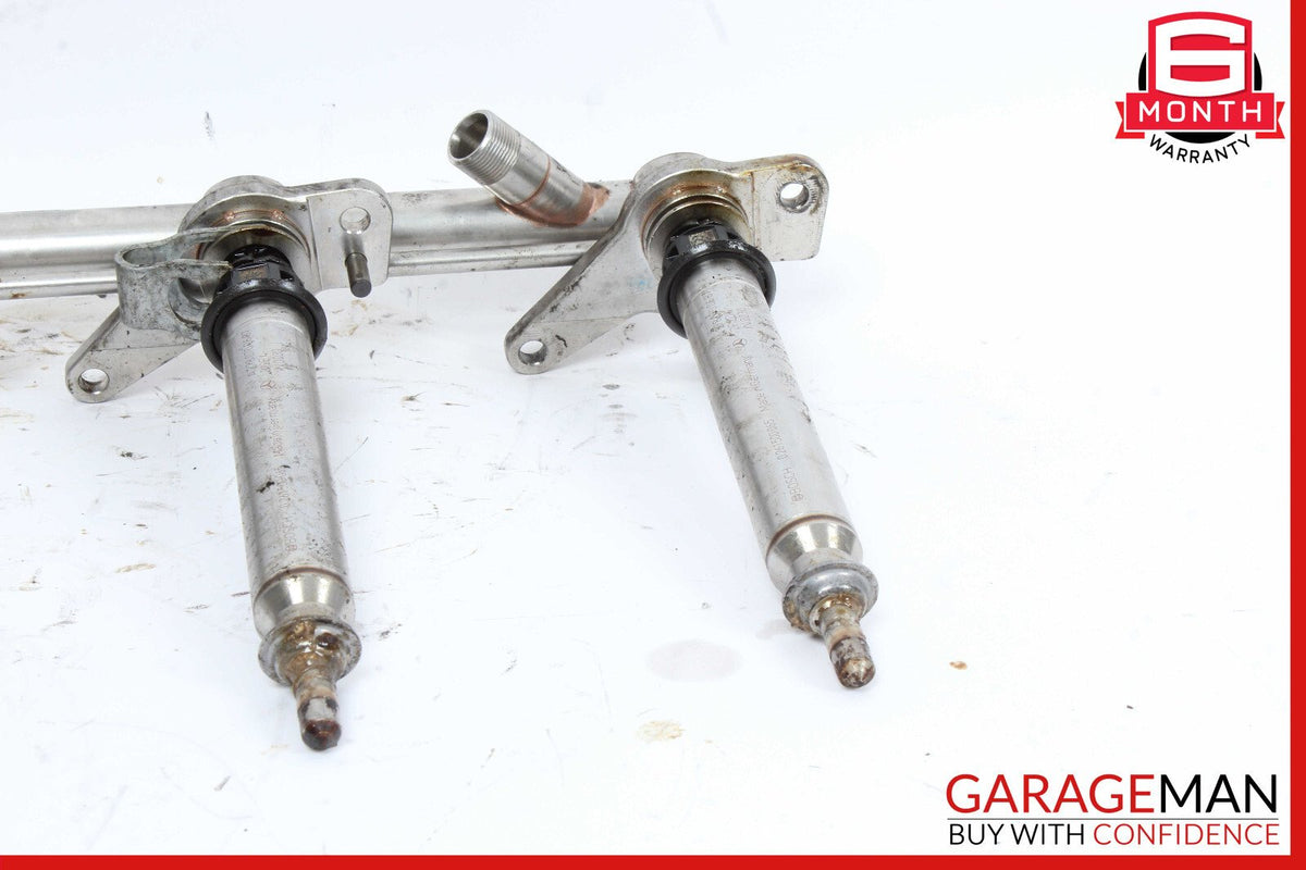 11-19 Mercedes W218 CLS550 E550 Left Side Fuel Injection Rail Line w/ Injectors