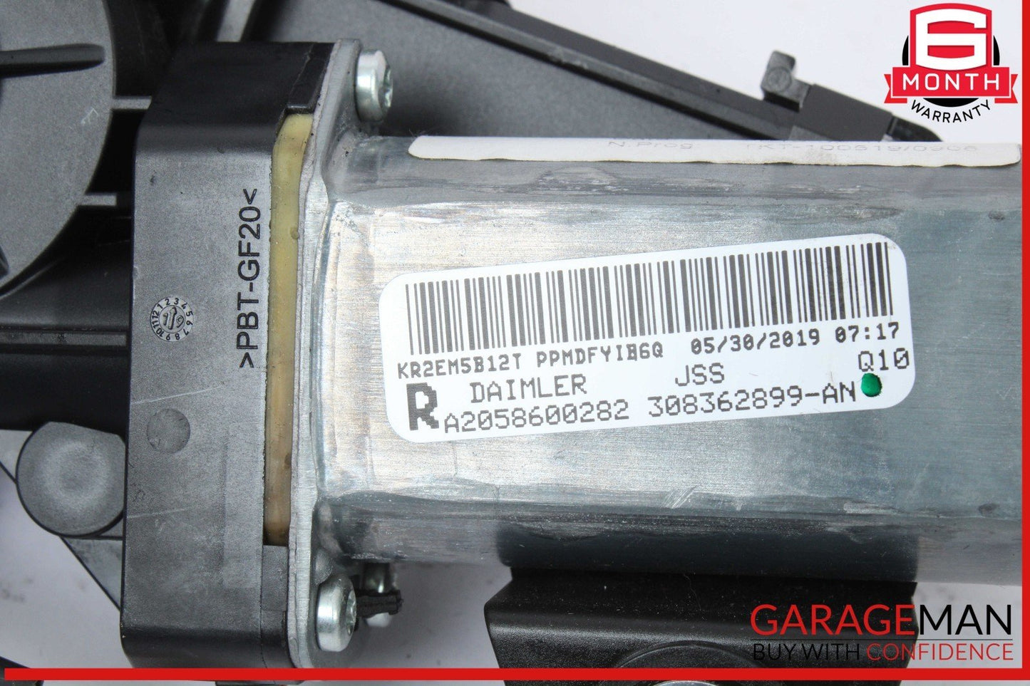 17-20 Mercedes W205 C300 Front Right Passenger Side Seat Belt Feeder Motor OEM
