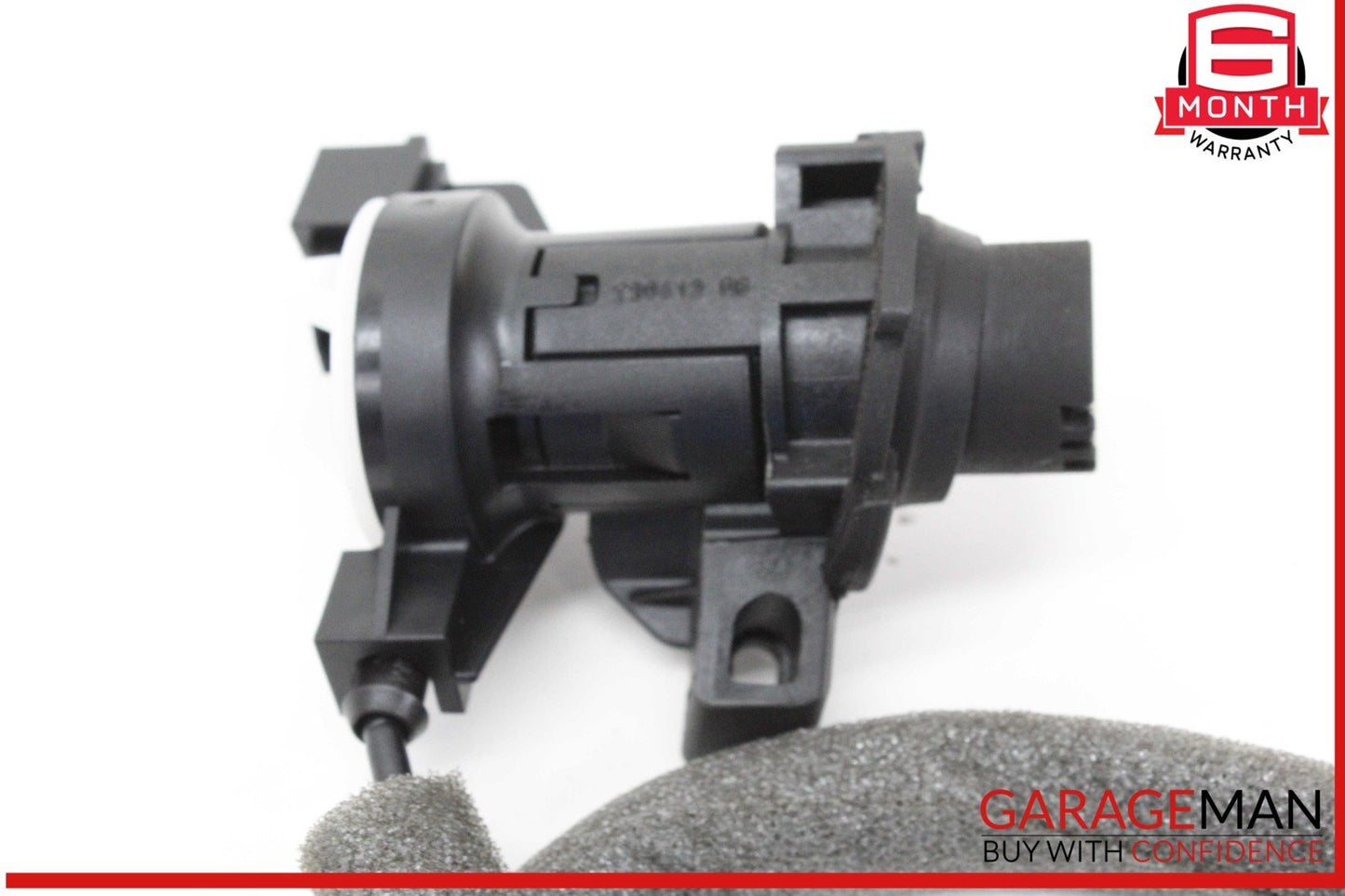 08-17 Mercedes W212 E350 C350 Trunk Lid Latch Lock Actuator 2047500261 OEM