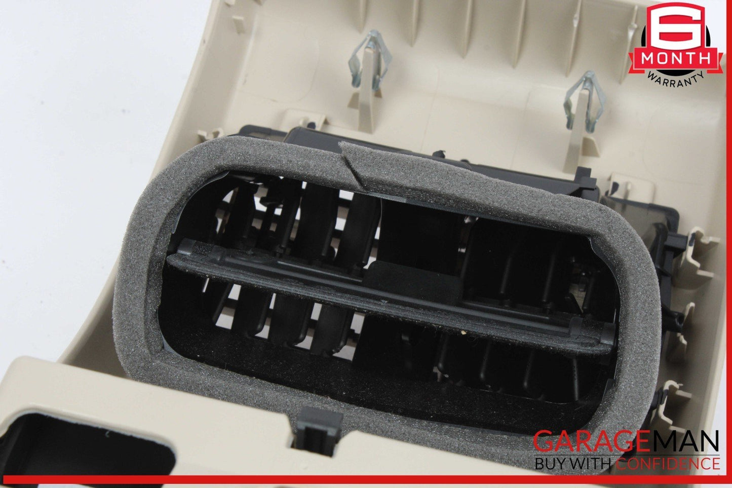 15-19 Mercedes X156 GLA250 Rear Center Console Dual Air Vent Cover Panel Assy