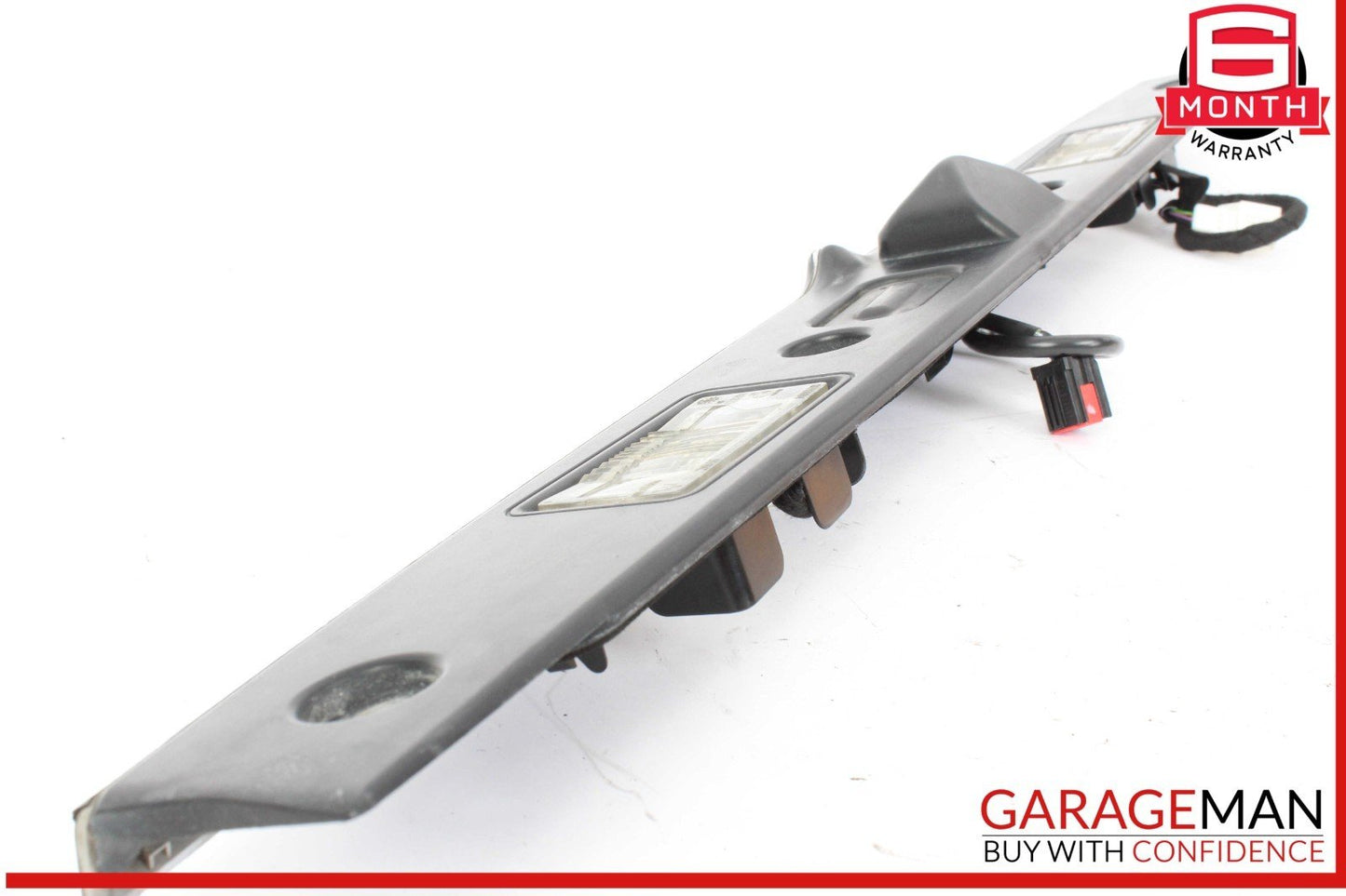 14-22 Maserati Quattroporte S Rear Trunk Lid Moulding Plate w/ Lights OEM