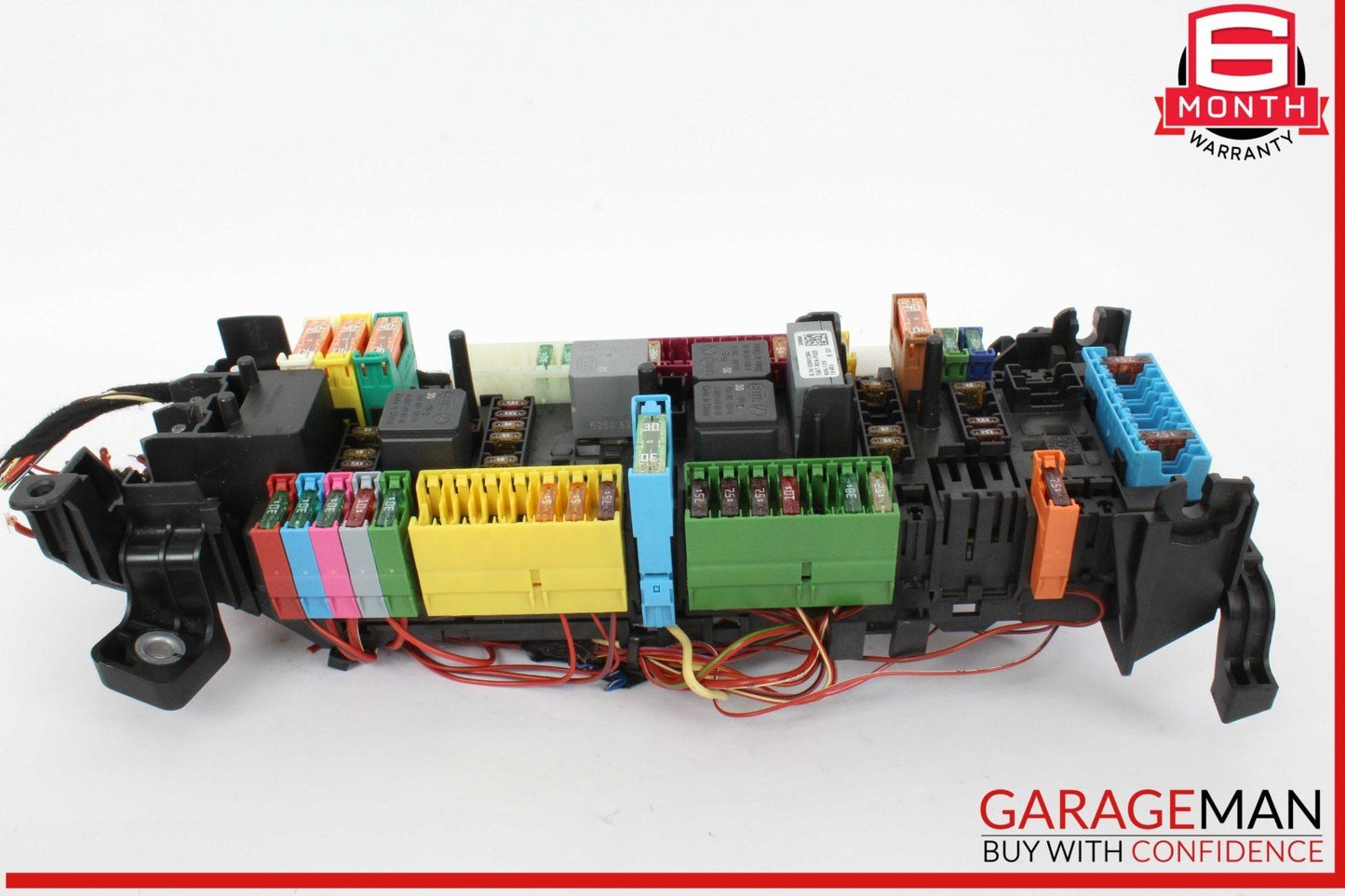 14-20 Mercedes W117 CLA250 GLA250 Front Right Interior Relay Fuse Box Assembly