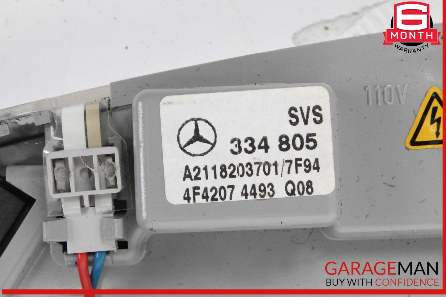 07-09 Mercedes W211 E350 E550 Rear Left Driver Side Overhead Lamp OEM