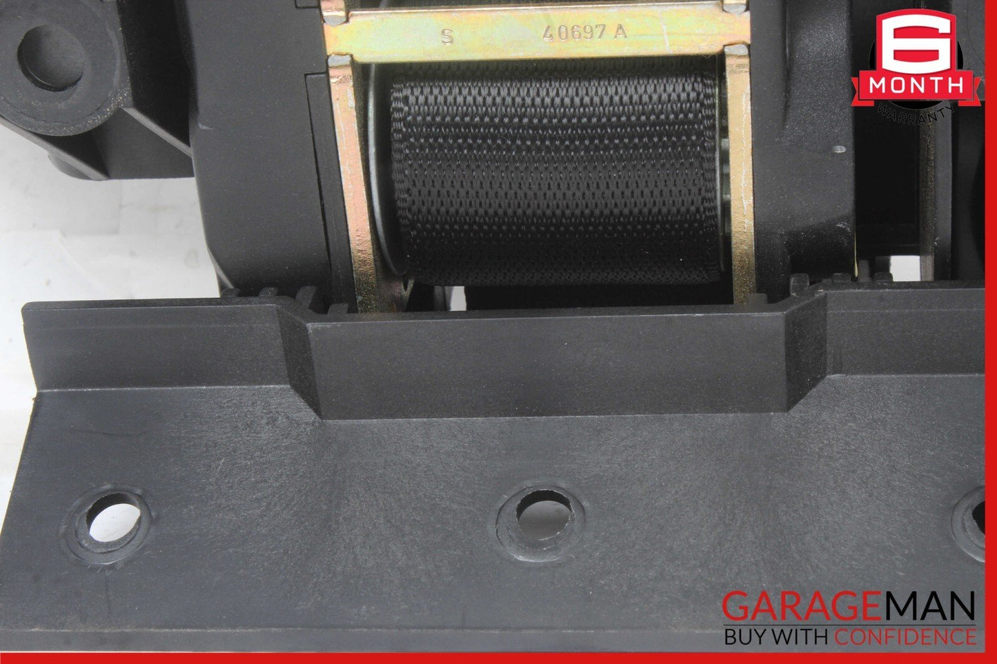 03-08 Mercedes R230 SL500 Rear Right Seat Belt Retractor Luggage w/Speaker OEM