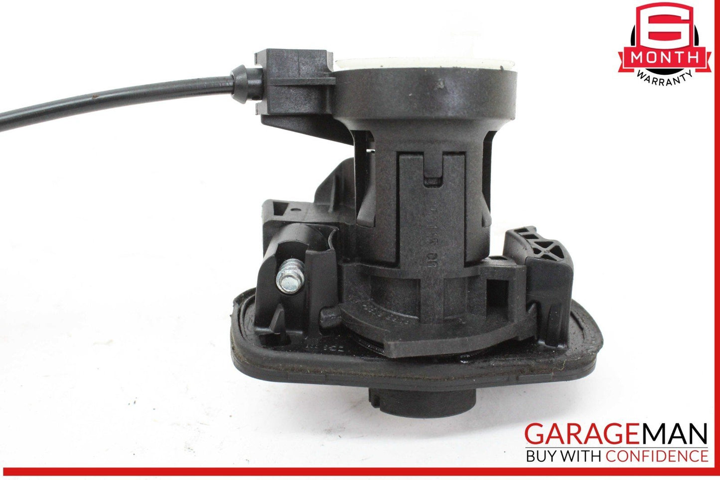 08-17 Mercedes W205 C300 E550 Trunk Lid Latch Lock Actuator 2047500485 OEM