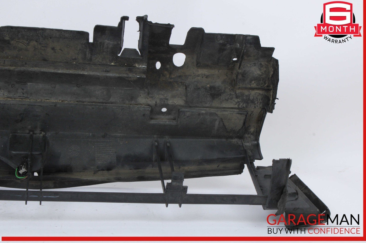 10-14 Mercedes X204 GLK350 C250 Radiator Lower Baffle Air Duct 2045053430 OEM