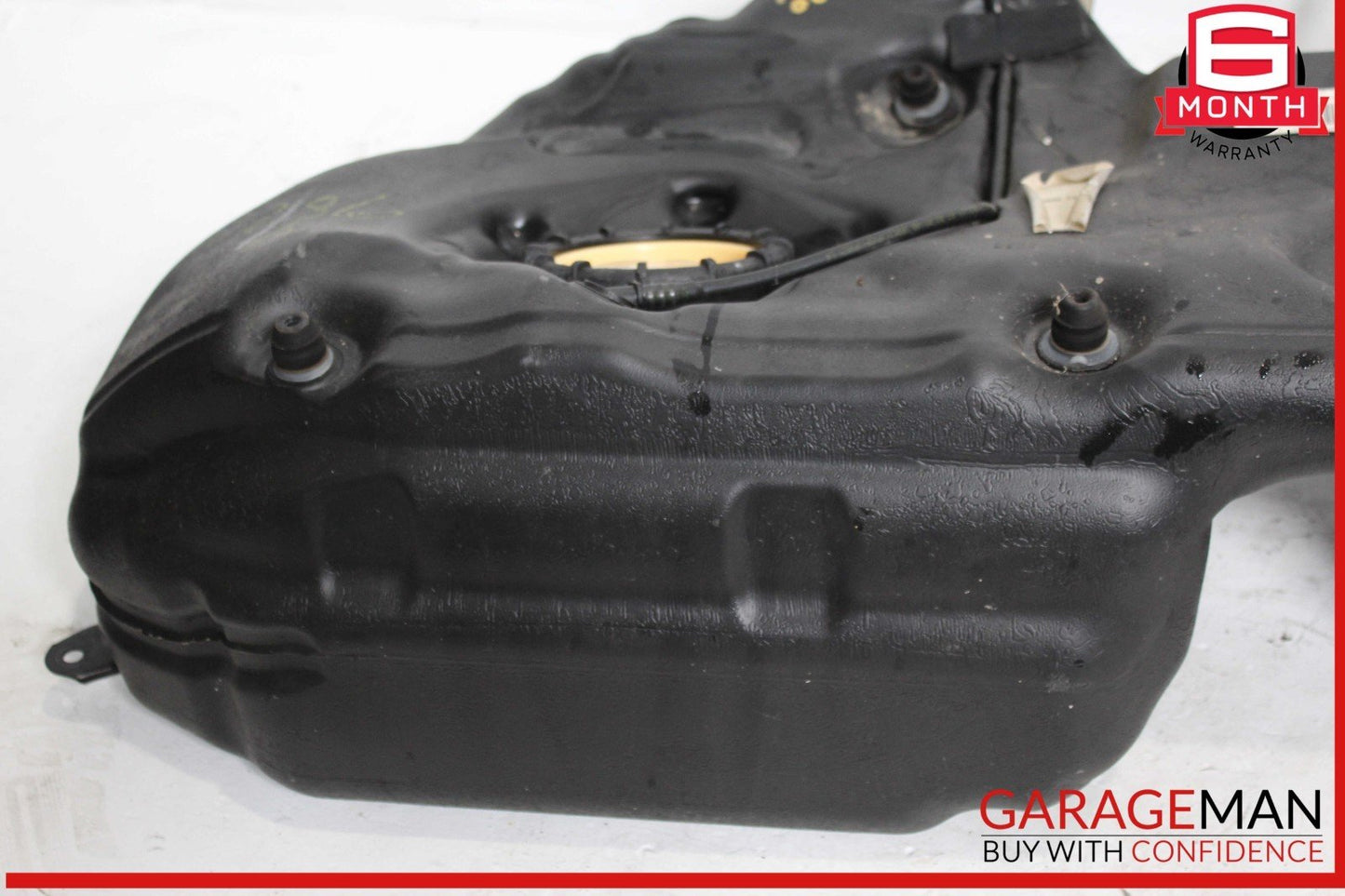 04-11 Mercedes W211 E320 4MATIC Fuel Tank Reservoir Assembly 2114703901 OEM