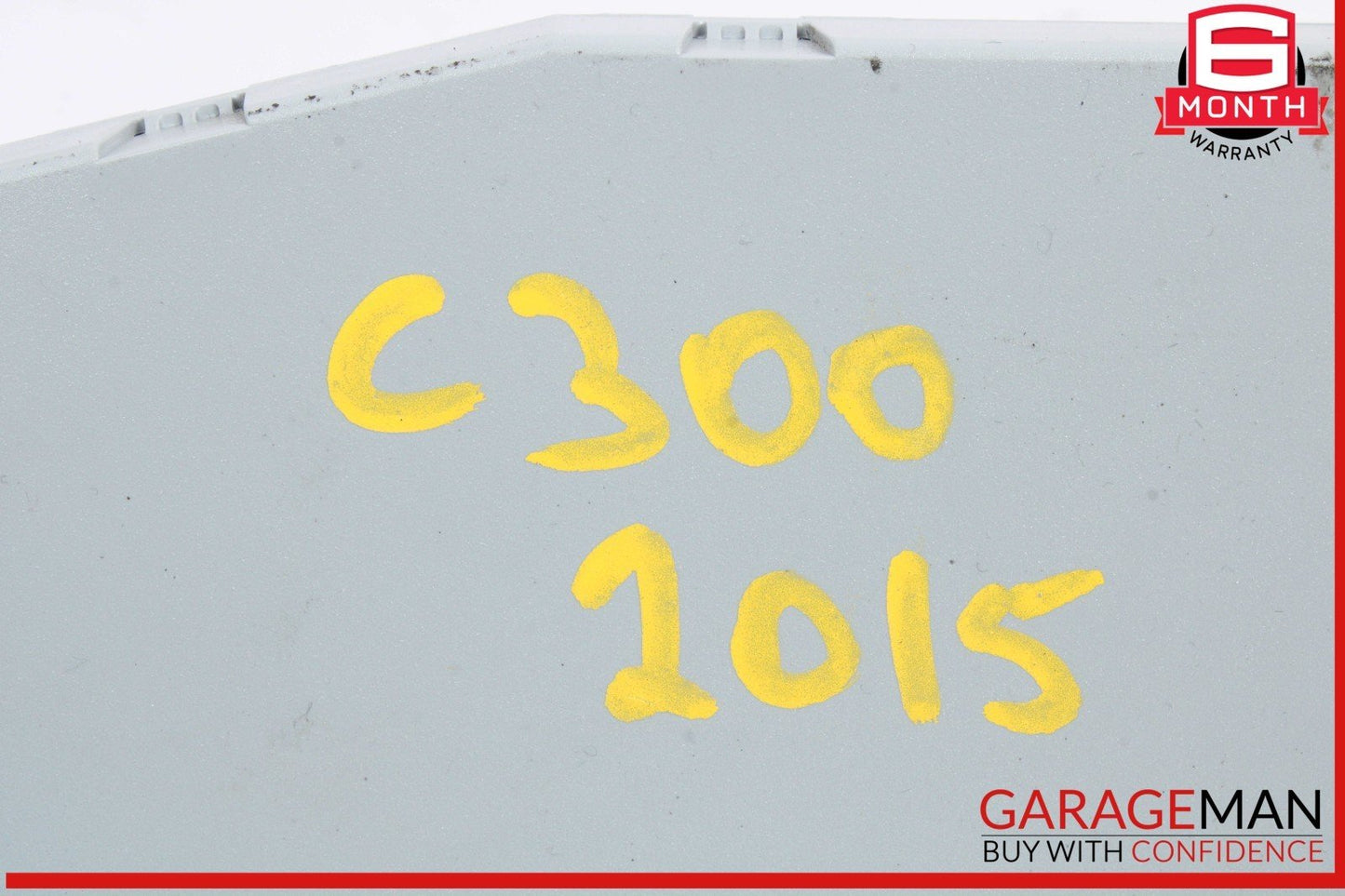 2015-2018 Mercedes W205 C300 Front Signal Acquisition Module 2059006818 OEM