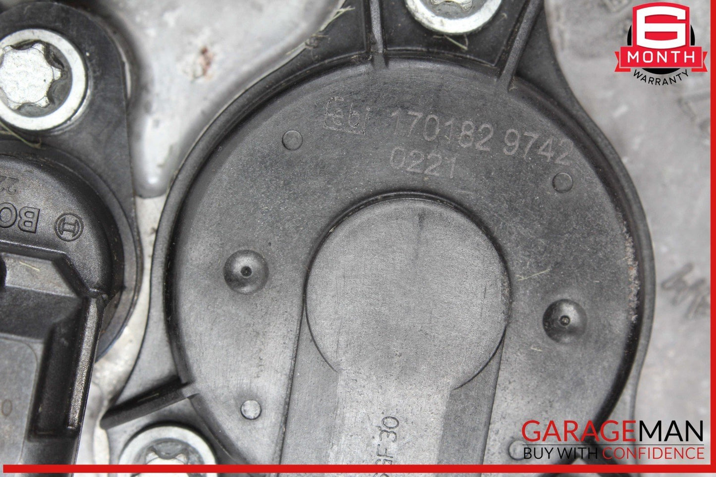 05-13 Mercedes W164 ML350 E350 Front Left Side Engine Timing Chain Cover Plate
