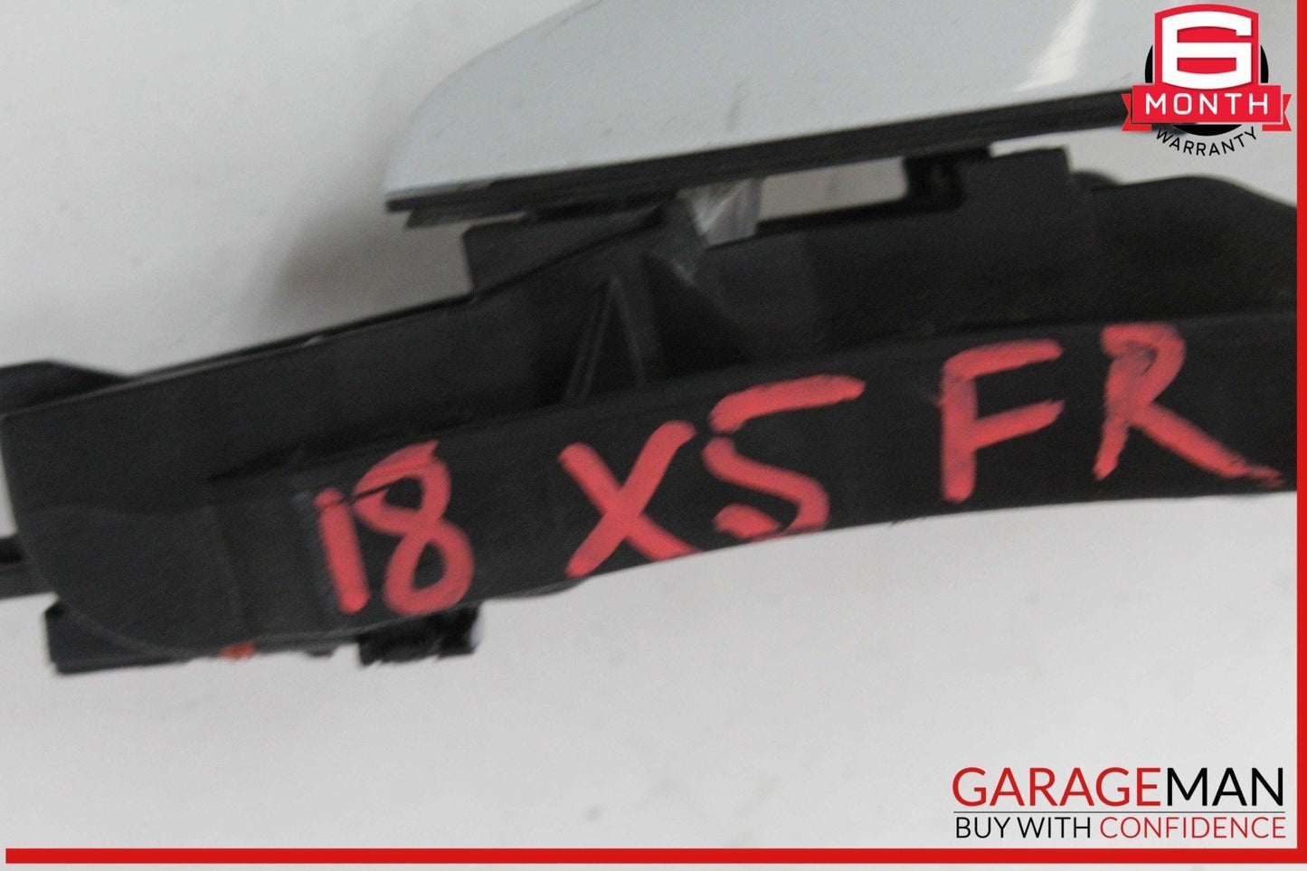 14-18 BMW X5 F15 X6 Front Right Passenger Side Exterior Door Handle White OEM