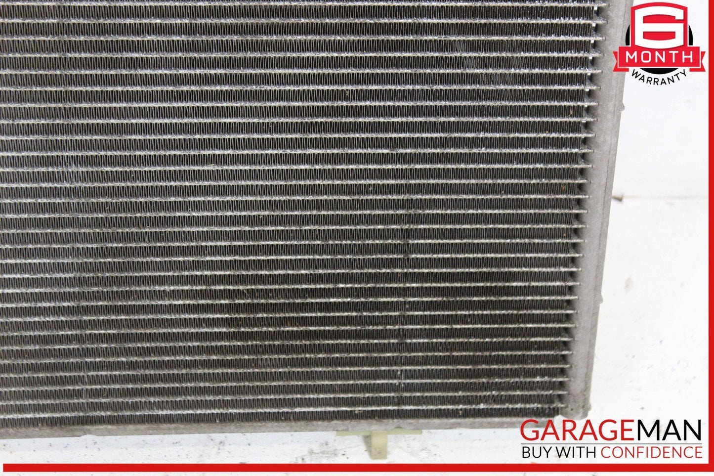 98-02 Mercedes W210 E320 Engine Cooling Radiator Assembly 2105001203 OEM