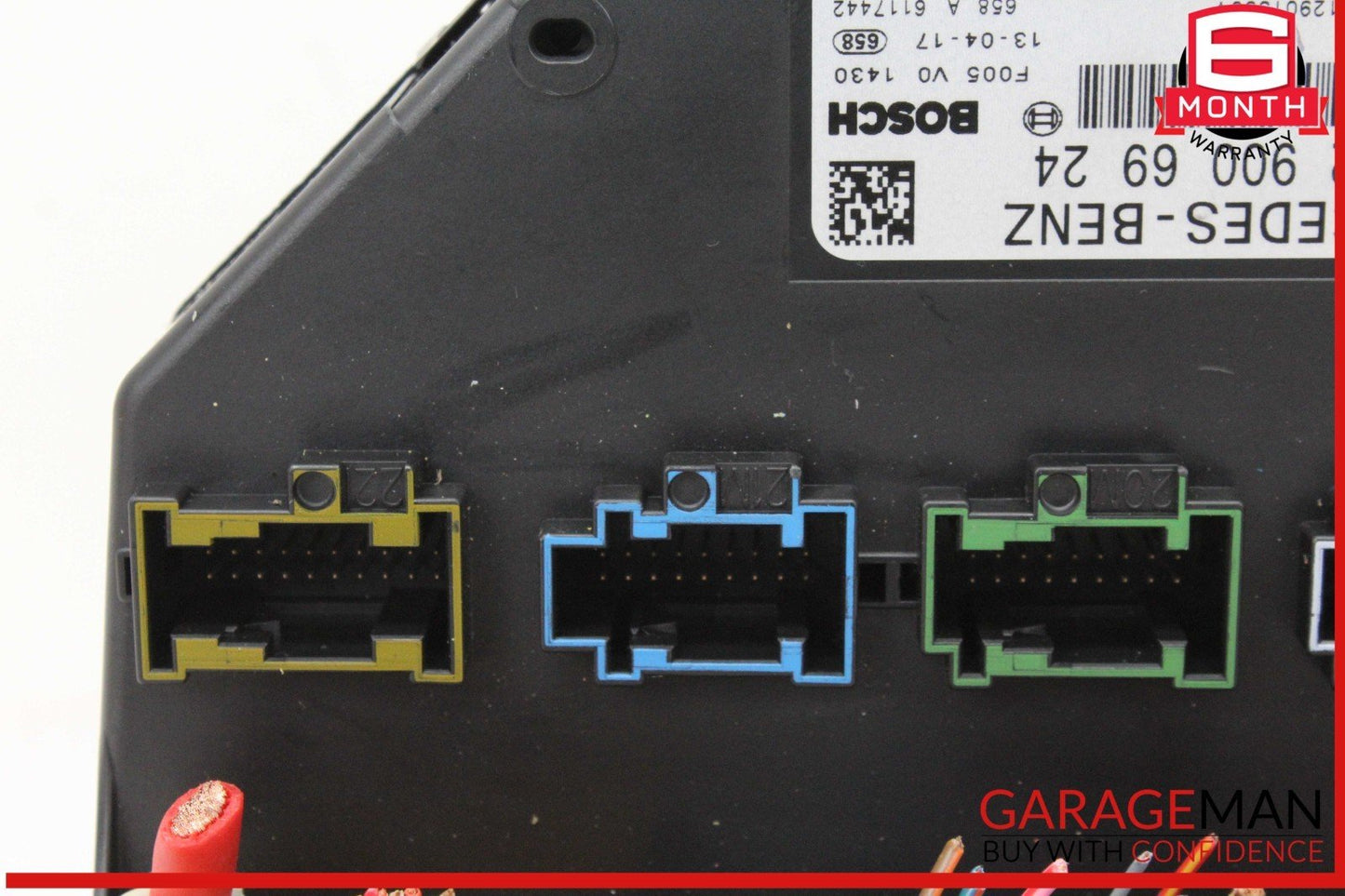 10-20 Mercedes W212 E350 GLK350 CLS550 Front SAM Module Relay Fuse Box OEM