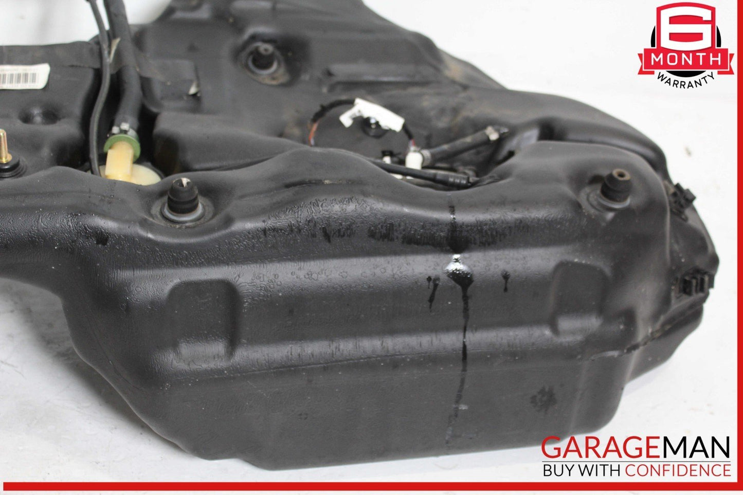 04-11 Mercedes W211 E320 4MATIC Fuel Tank Reservoir Assembly 2114703901 OEM
