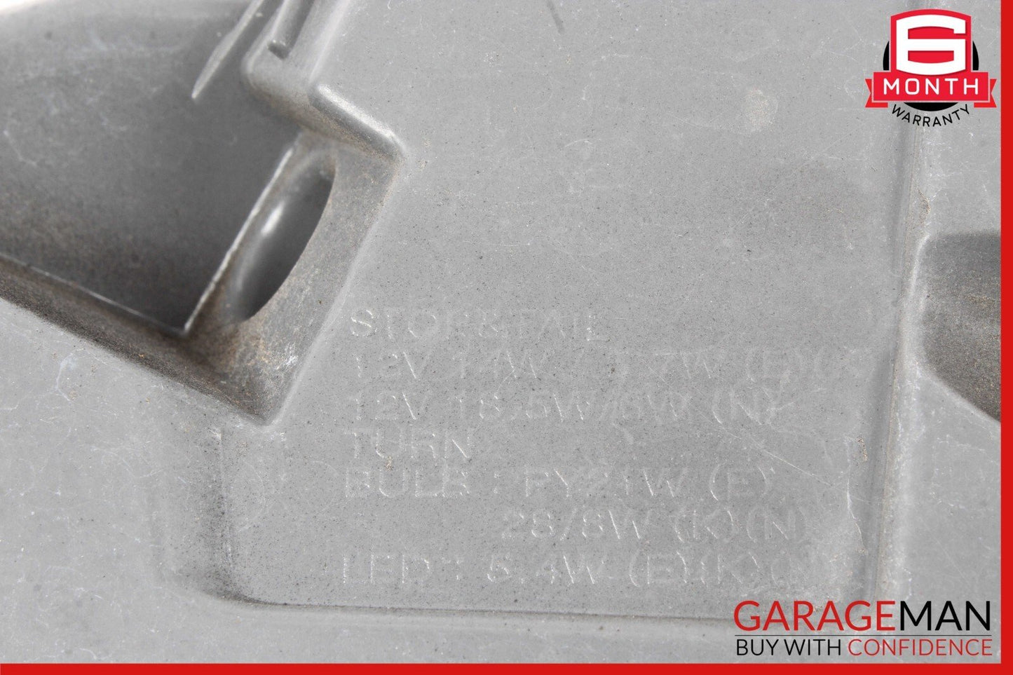 15-17 Hyundai Genesis Rear Right Side Outer Tail Light Lamp 92401B113 OEM