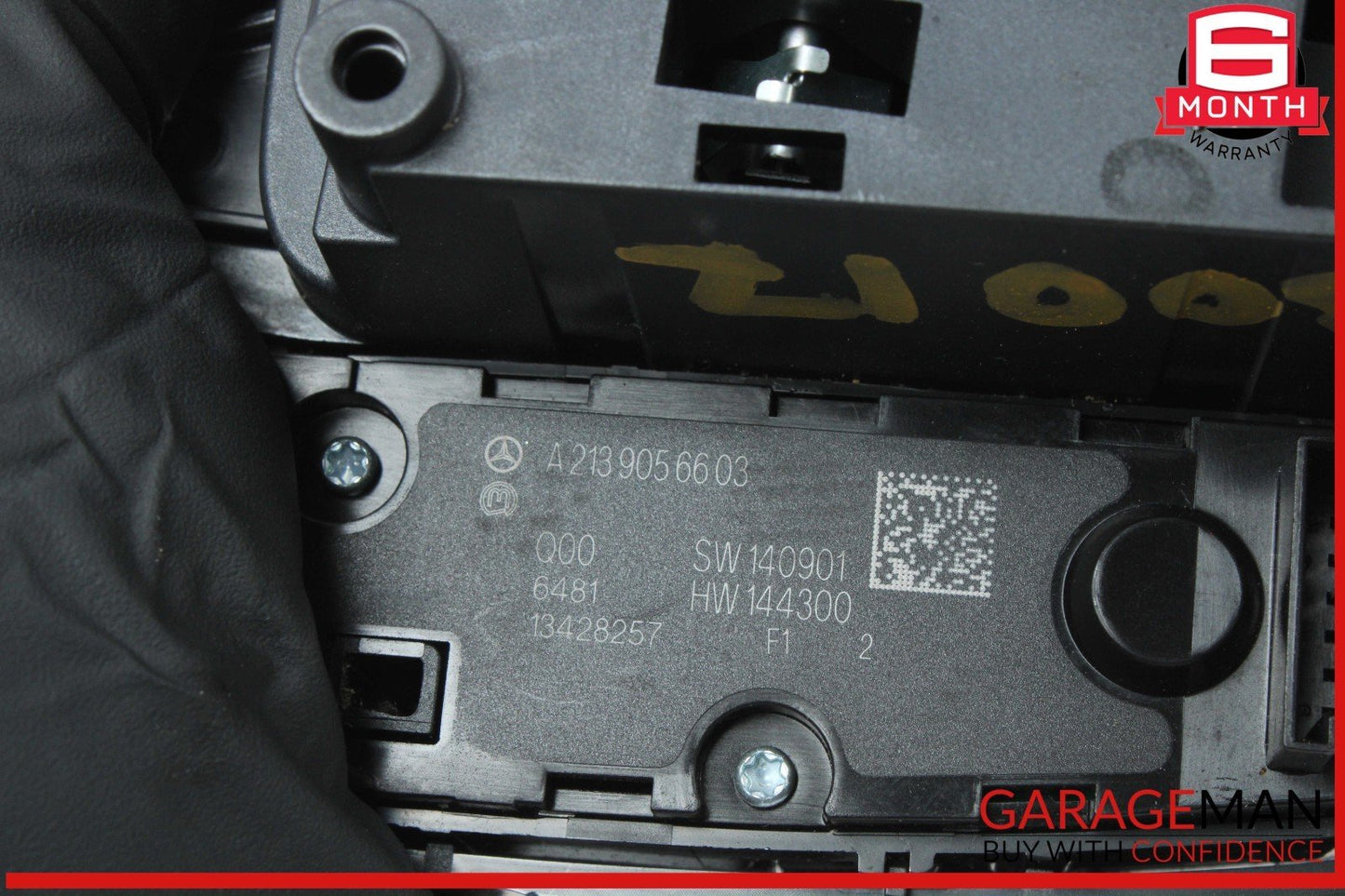 17-19 Mercedes W213 E300 Center Console Media Touch Pad Control Switch OEM