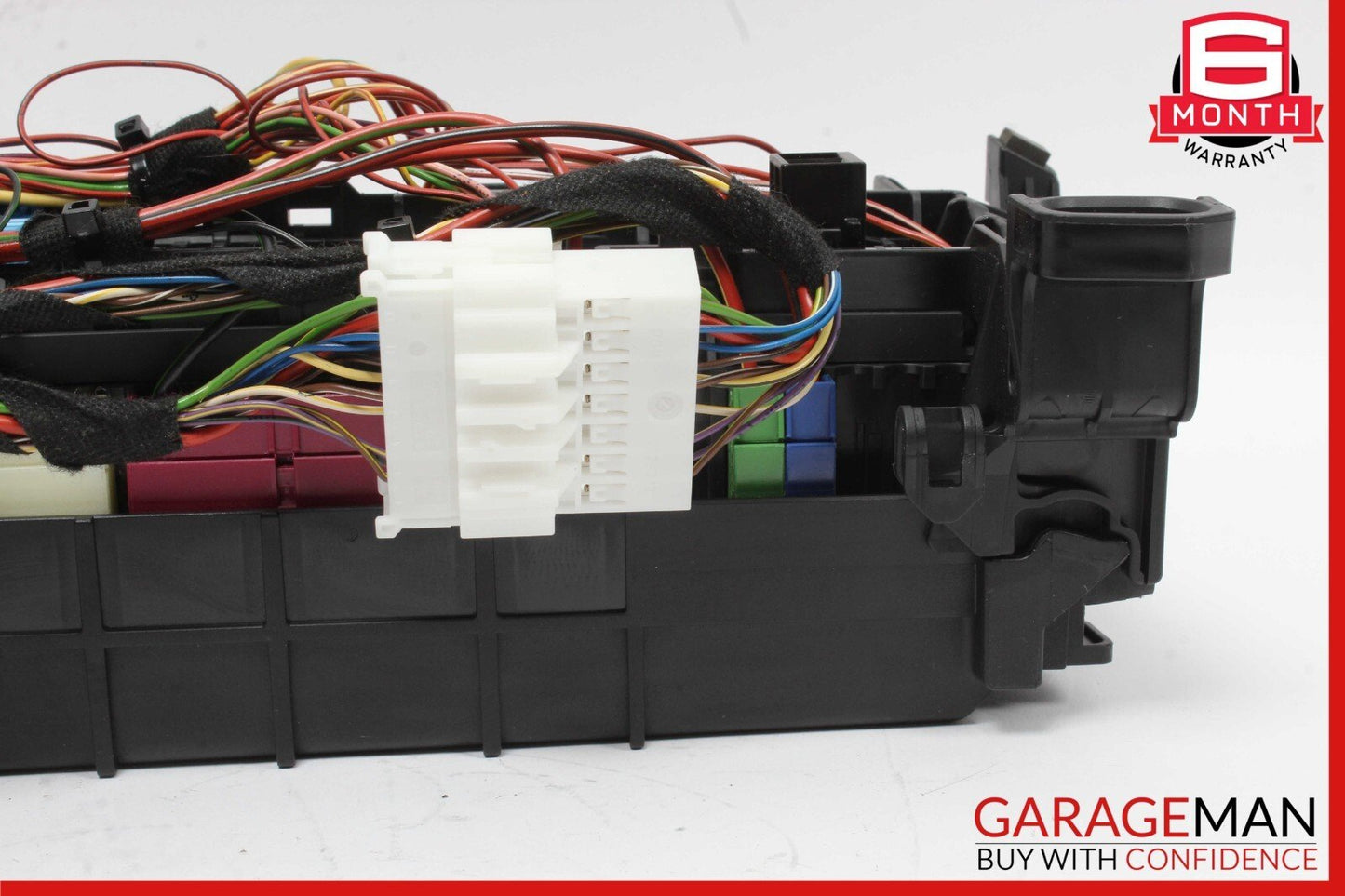 14-20 Mercedes W117 CLA250 GLA250 Front Interior Relay Fuse Box 2465402614 OEM