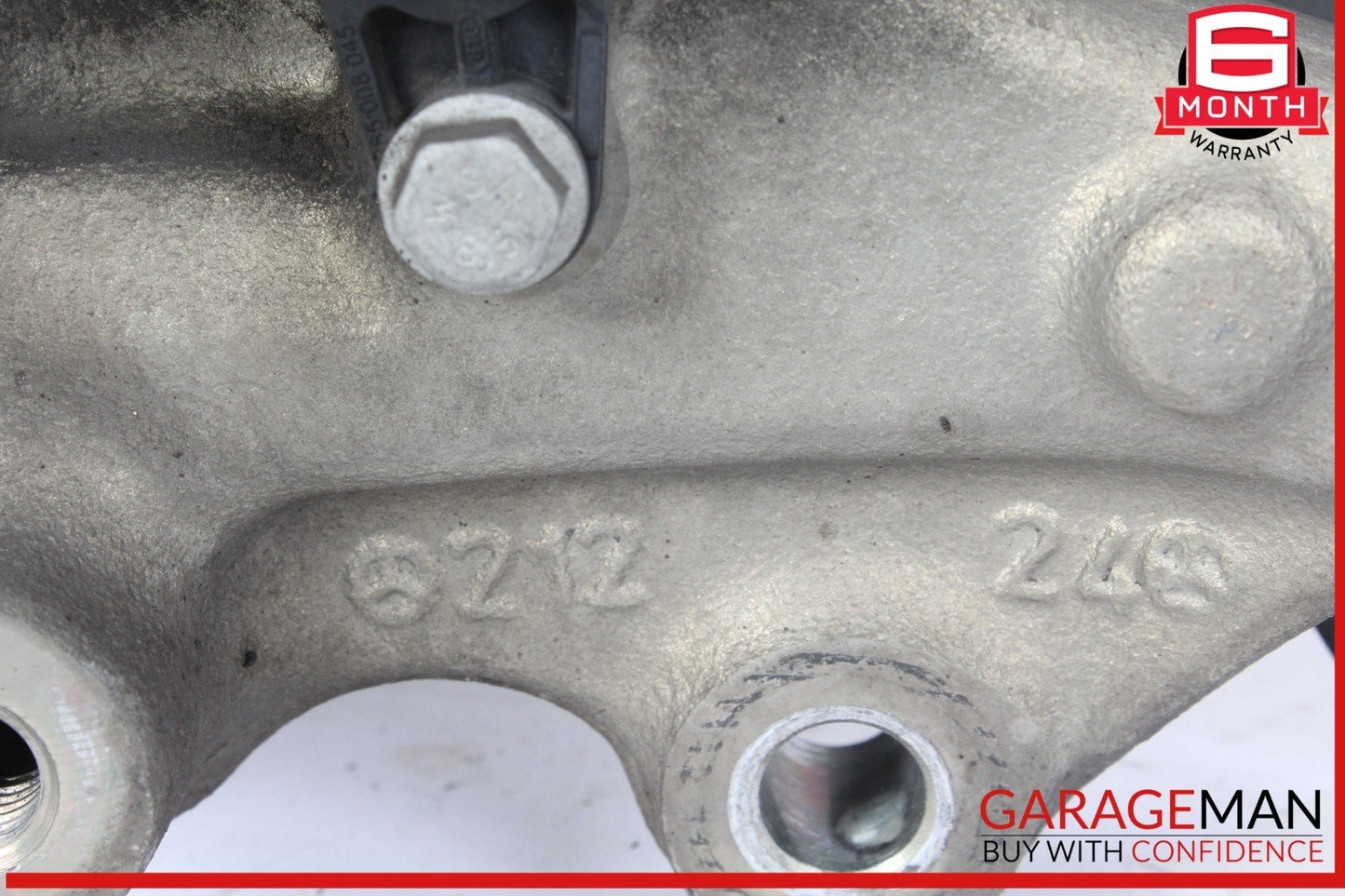10-16 Mercedes W212 E350 Front Right Side Wheel Spindle Knuckle Hub OEM