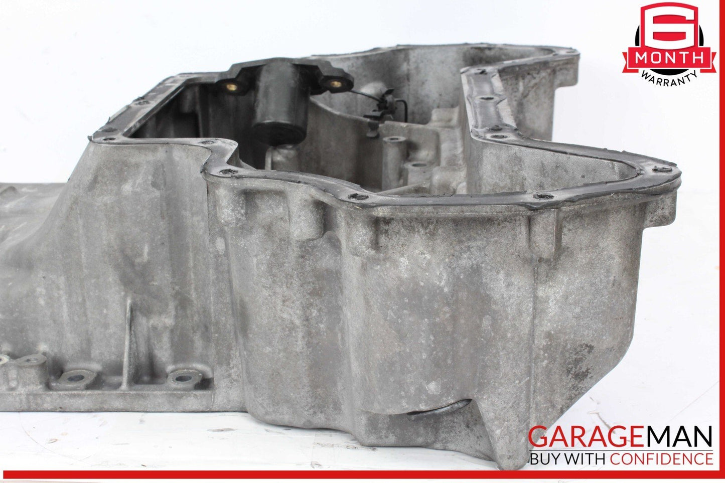05-11 Mercedes W203 C230 CLK350 Engine Upper Oil Sump Baffle Pan 2720140802 OEM