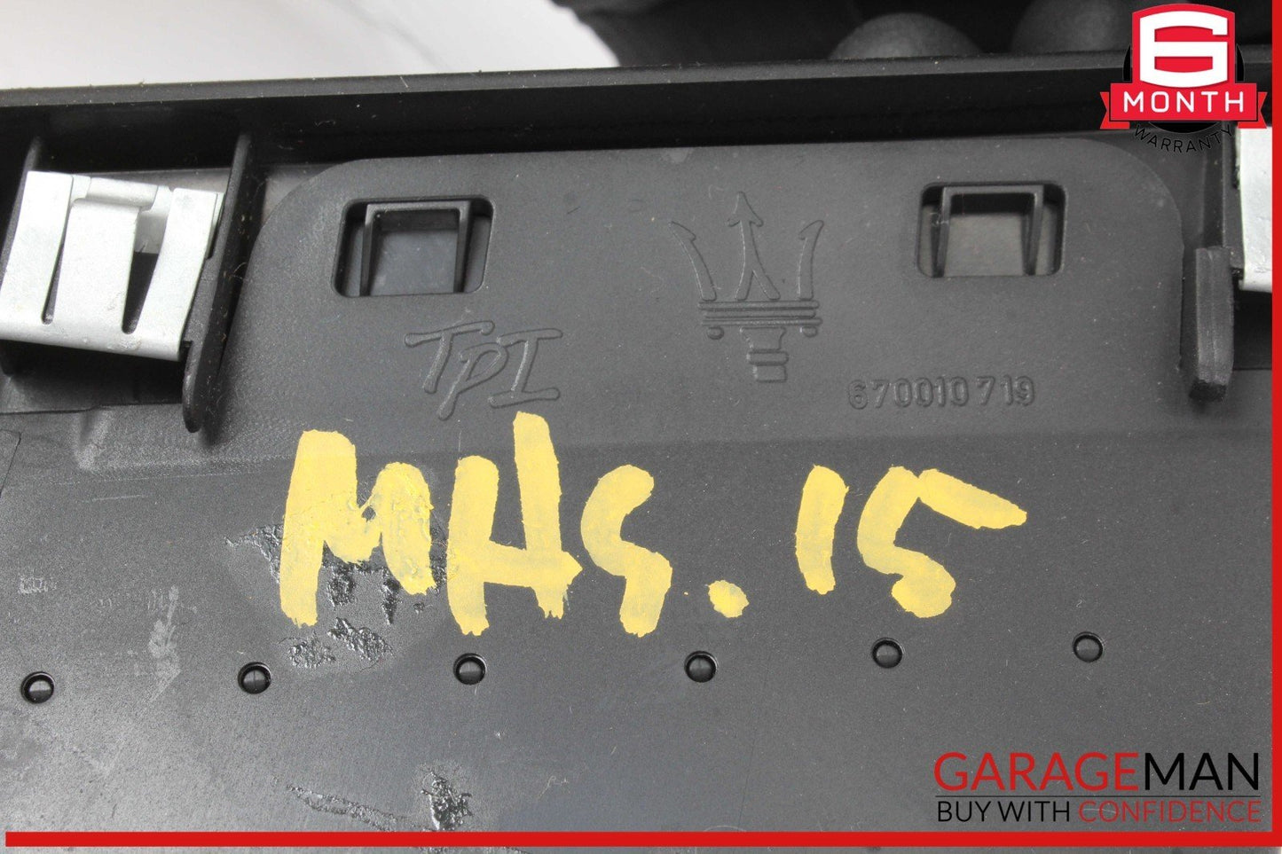 14-17 Maserati Quattroporte S Right Passenger Side B Pillar AC Air Vent Grille