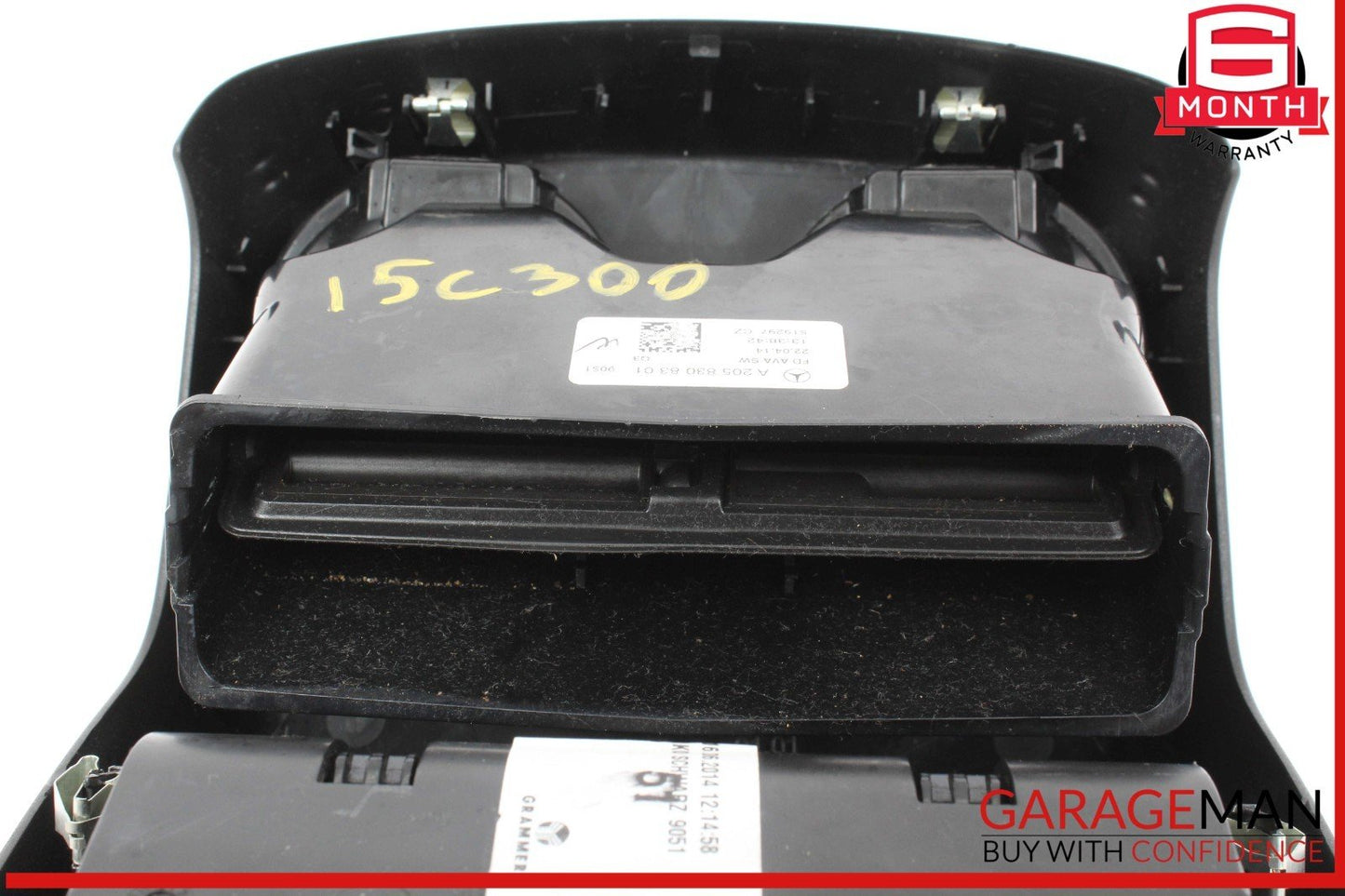15-20 Mercedes W205 C300 C350e Rear Center Console A/C Air Vent Assy Black OEM