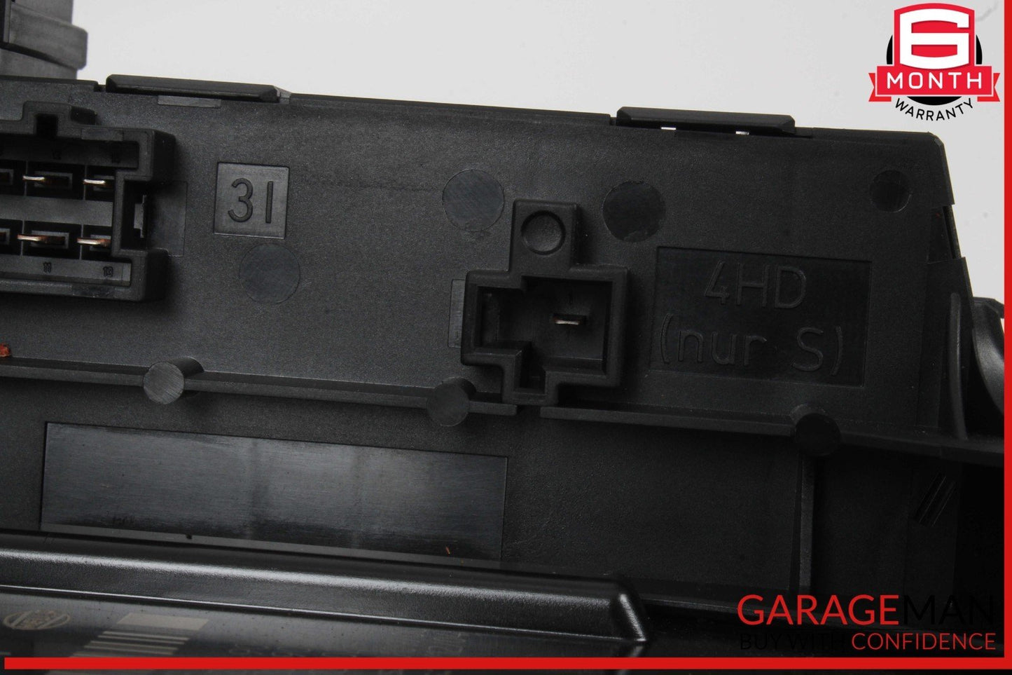 10-14 Mercedes W204 C250 C300 Rear Fuse Relay Box Module 2049060105 OEM
