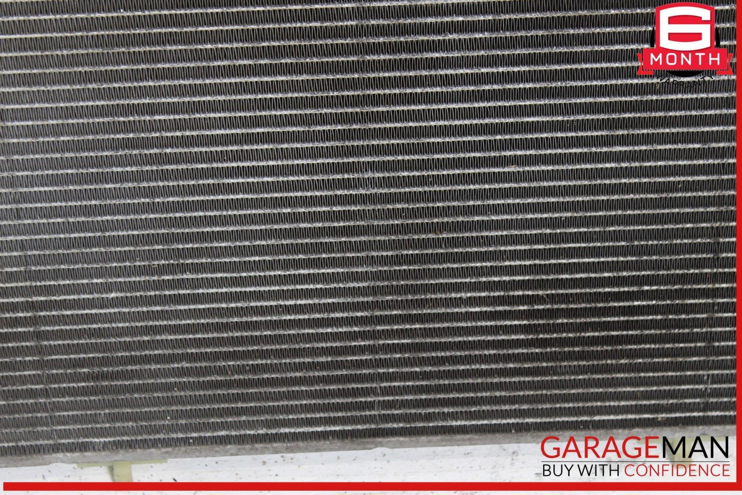 98-02 Mercedes W210 E320 Engine Cooling Radiator Assembly 2105001203 OEM