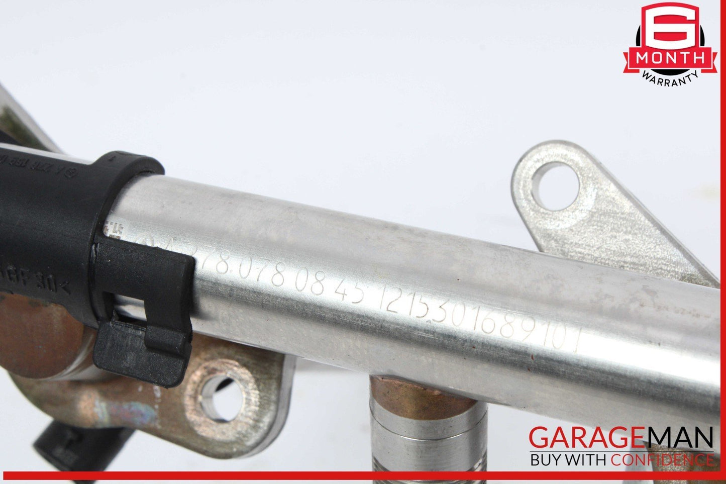 12-18 Mercedes X166 GL450 GL550 Fuel Injector Rail Left Side 2780703395 OEM