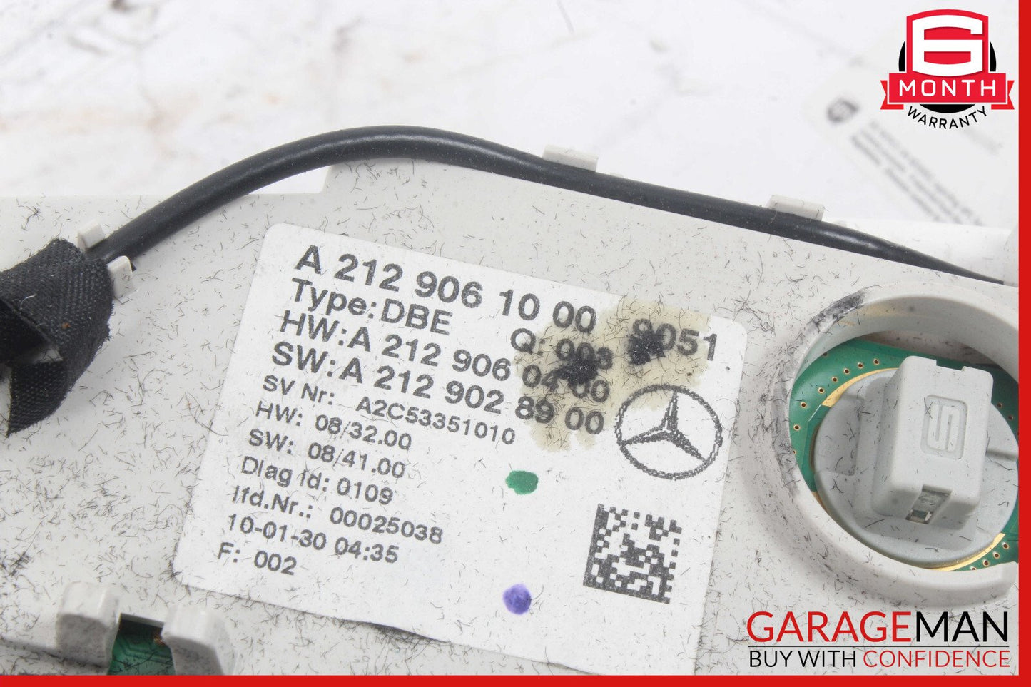 10-18 Mercedes W212 E350 E400 Front Overhead Dome Light Lamp 2129003606 OEM