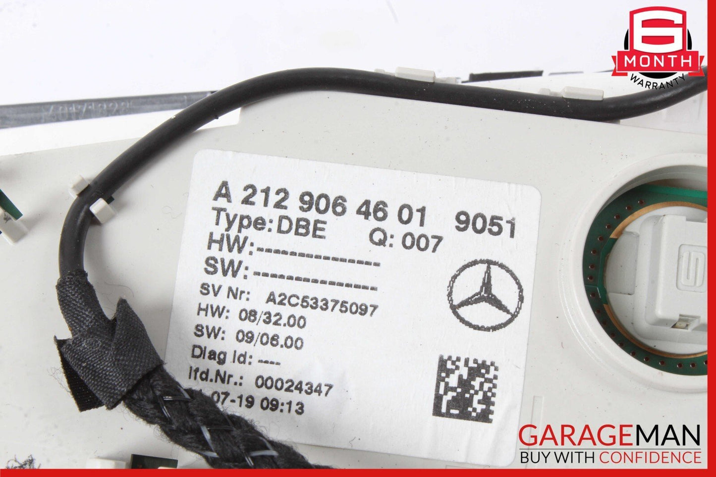 10-16 Mercedes W212 E350 E250 Front Overhead Dome Light Lamp 2129064601 OEM