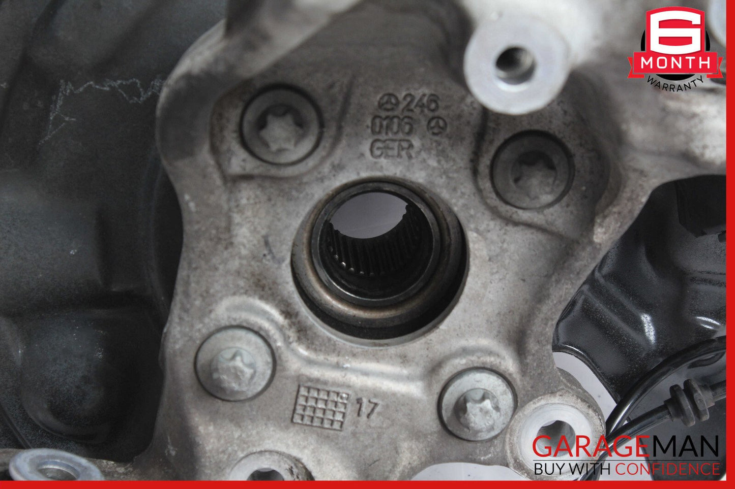 14-19 Mercedes W117 CLA45 4Matic Rear Right Wheel Carrier Spindle Knuckle Hub