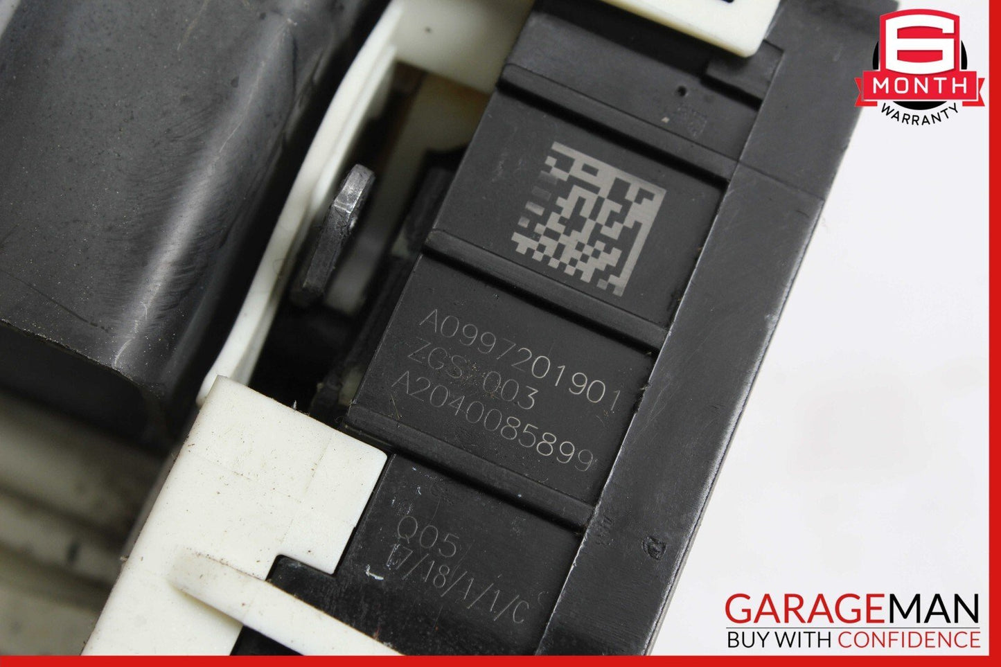 14-18 Mercedes W117 CLA250 CLA45 AMG Front Left Side Door Lock Latch Actuator