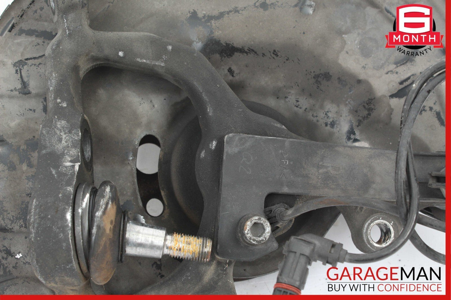03-06 Mercedes R230 SL500 SL55 AMG Front Right Side Spindle Knuckle Hub OEM