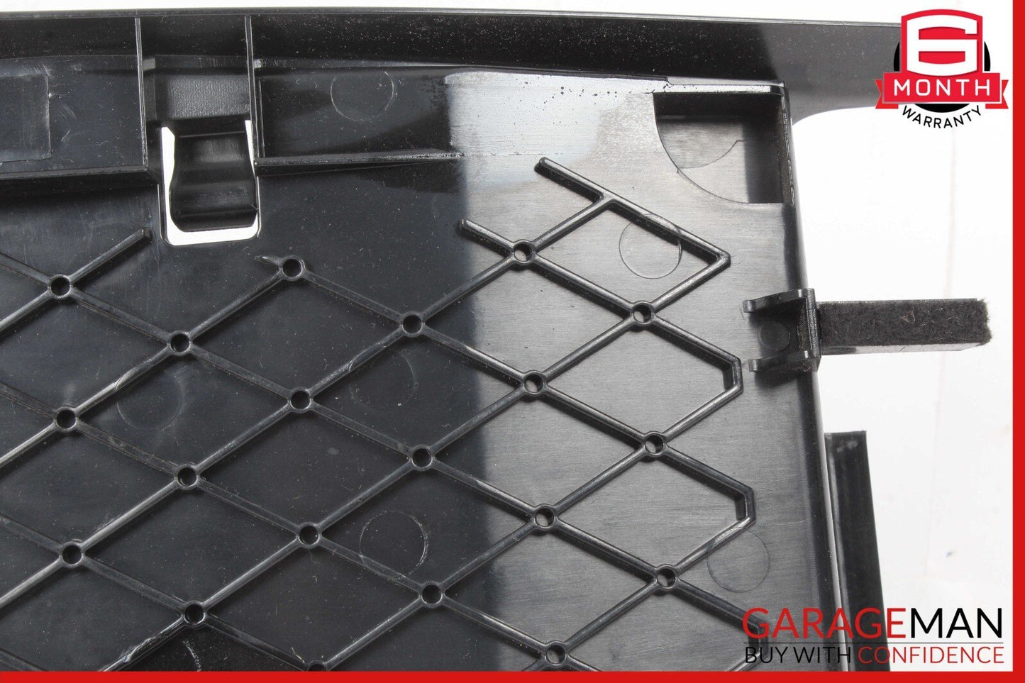 05-11 Mercedes R171 SLK280 Center Console Compartment Bracket OEM